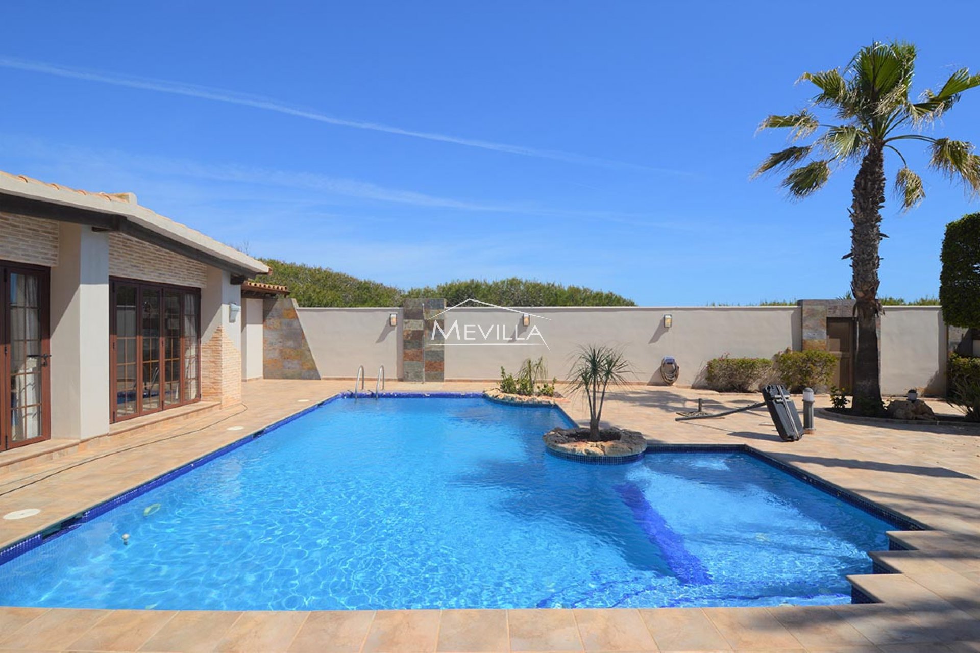Resales - Villa - Torrevieja