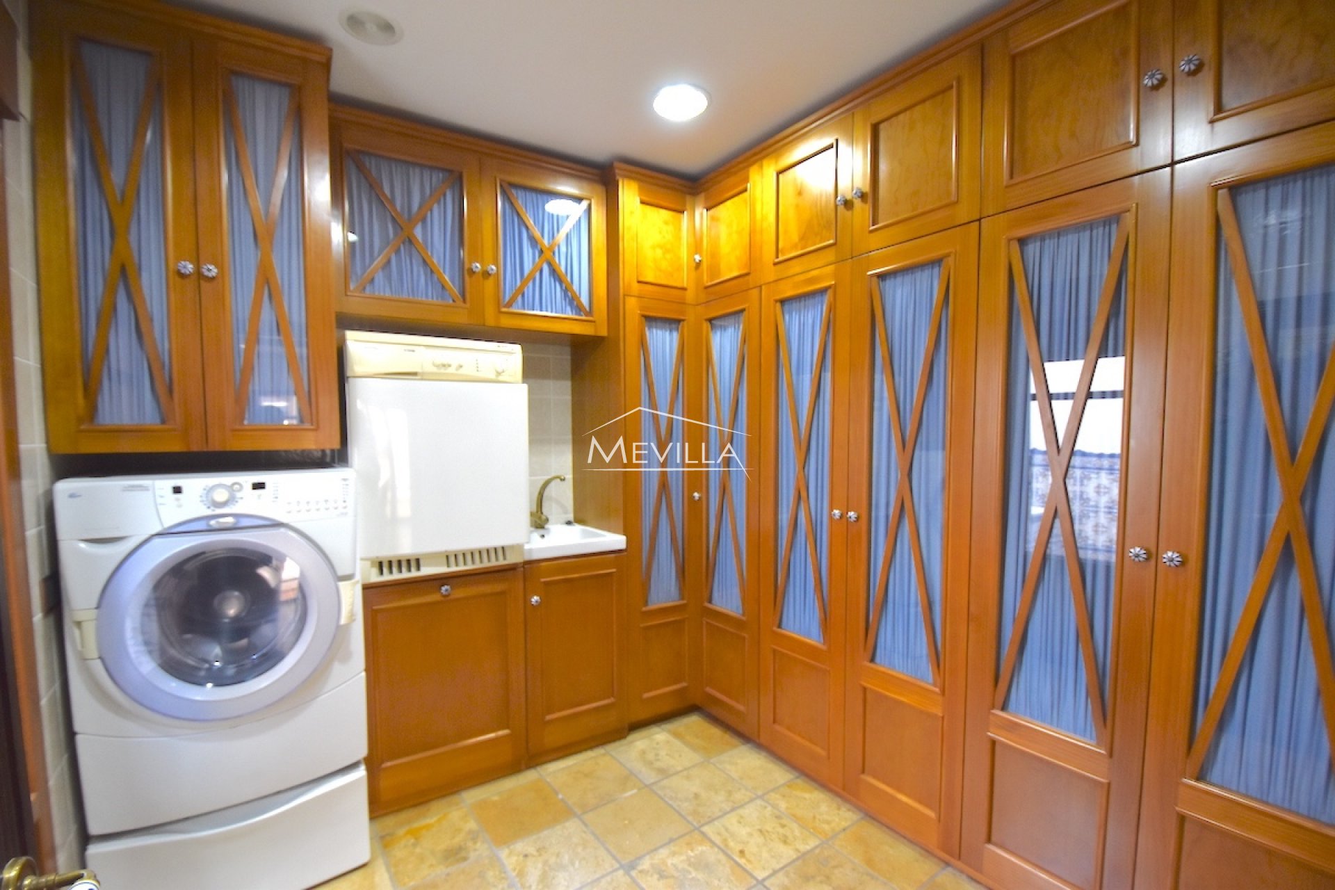 Resales - Villa - Torrevieja