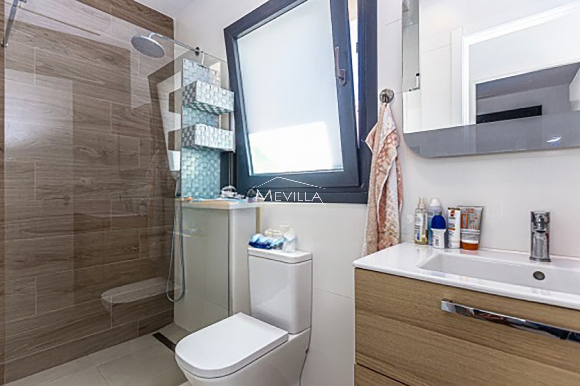 Reventas - Chalet / Villa - Guardamar / Ciudad Quesada / La Marina - La Marina