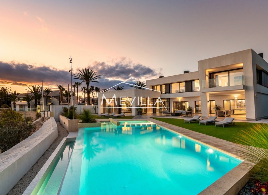 Reventas - Chalet / Villa - Orihuela Costa - Cabo Roig