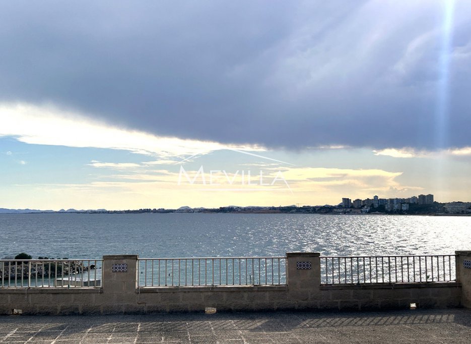 Reventas - Chalet / Villa - Orihuela Costa - Cabo Roig