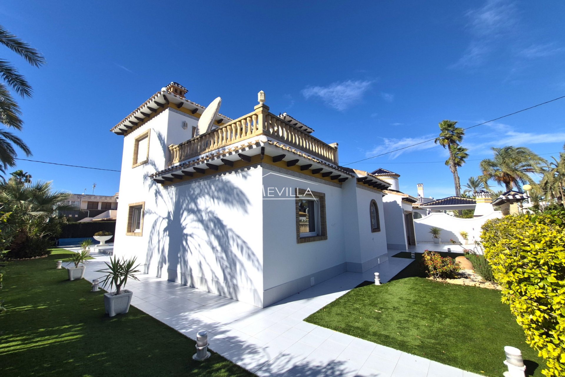Reventas - Chalet / Villa - Orihuela Costa - Cabo Roig