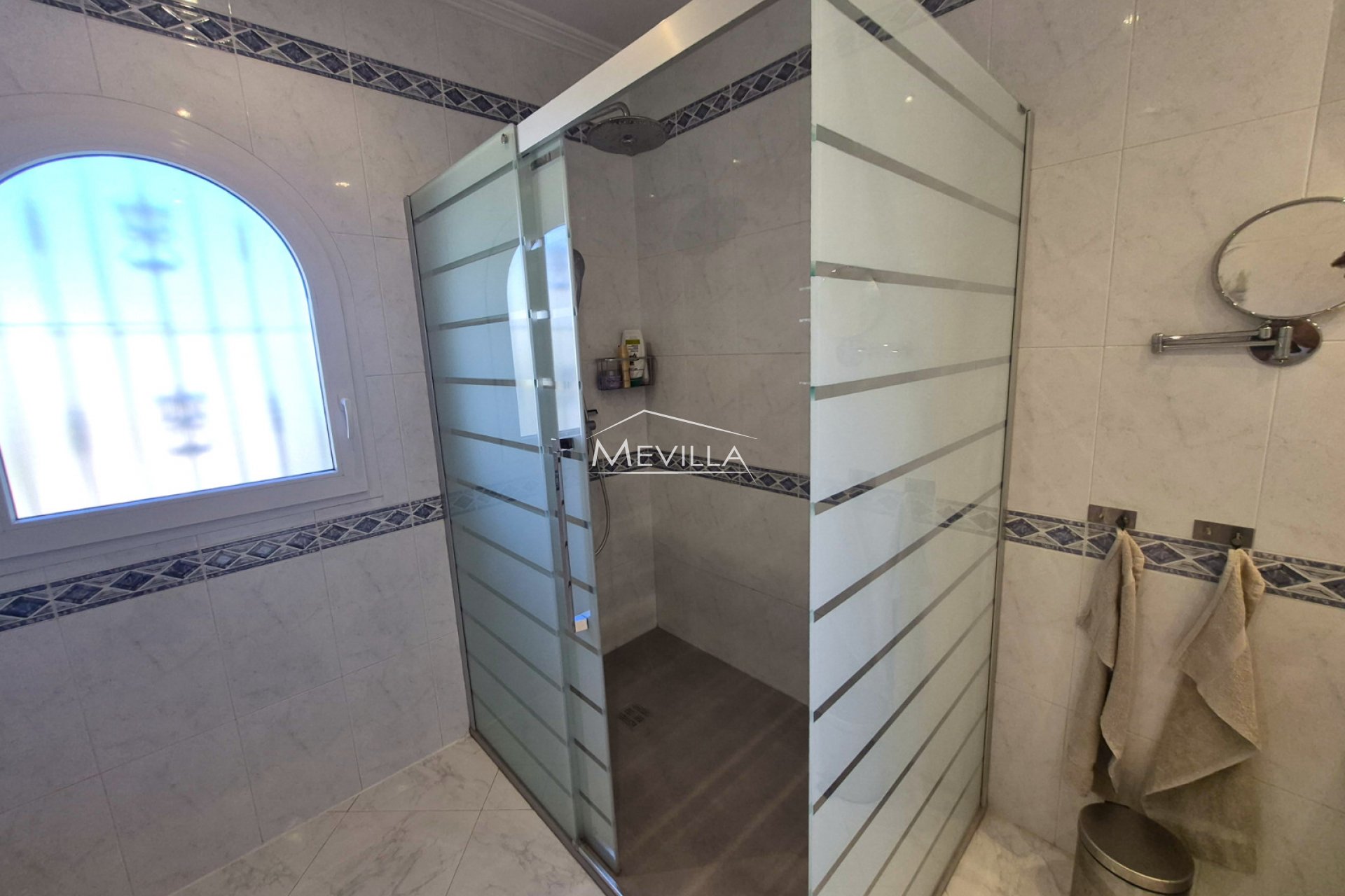 Reventas - Chalet / Villa - Orihuela Costa - Cabo Roig