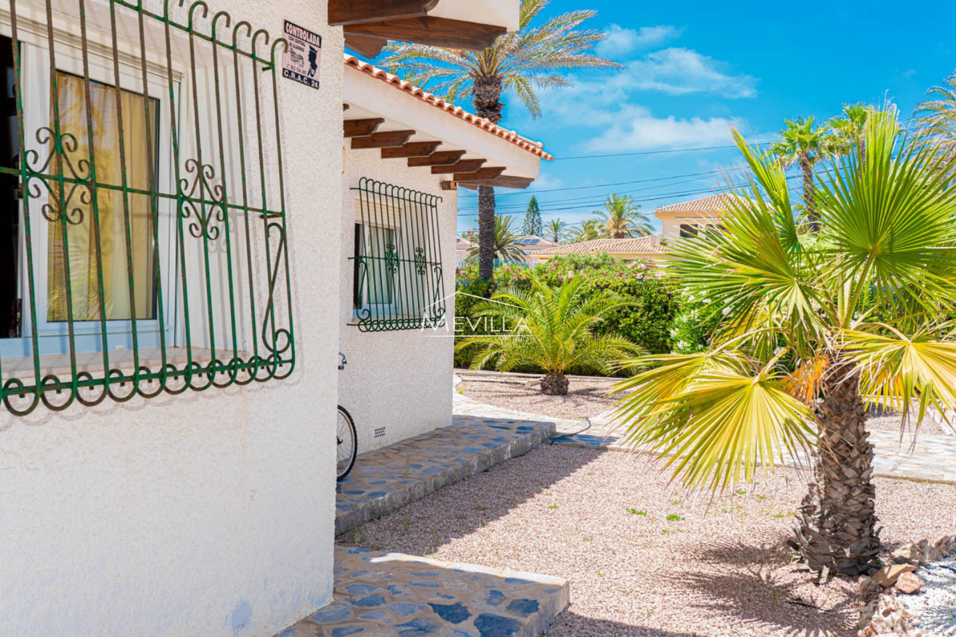 Reventas - Chalet / Villa - Orihuela Costa - Cabo Roig