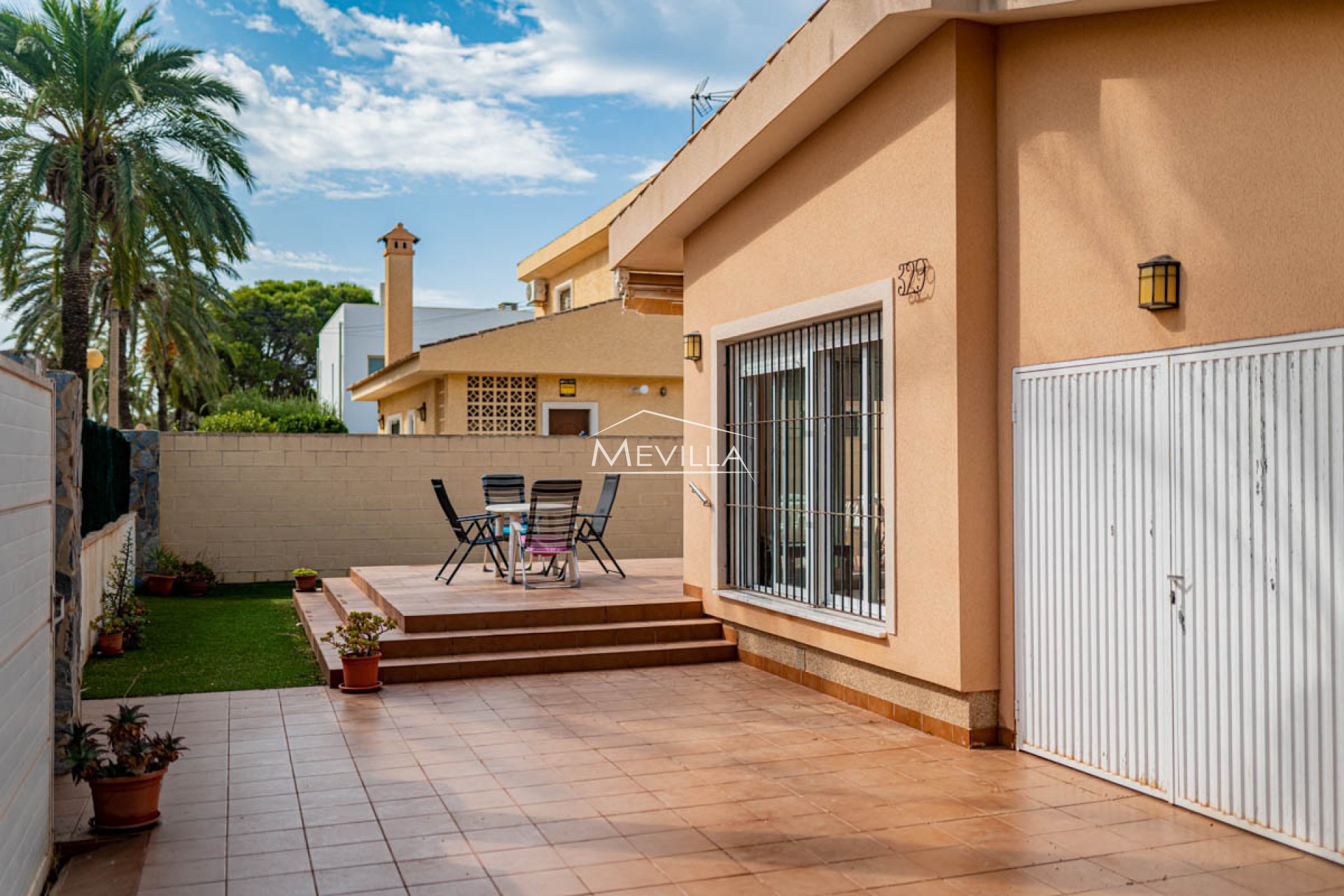 Reventas - Chalet / Villa - Orihuela Costa - Cabo Roig