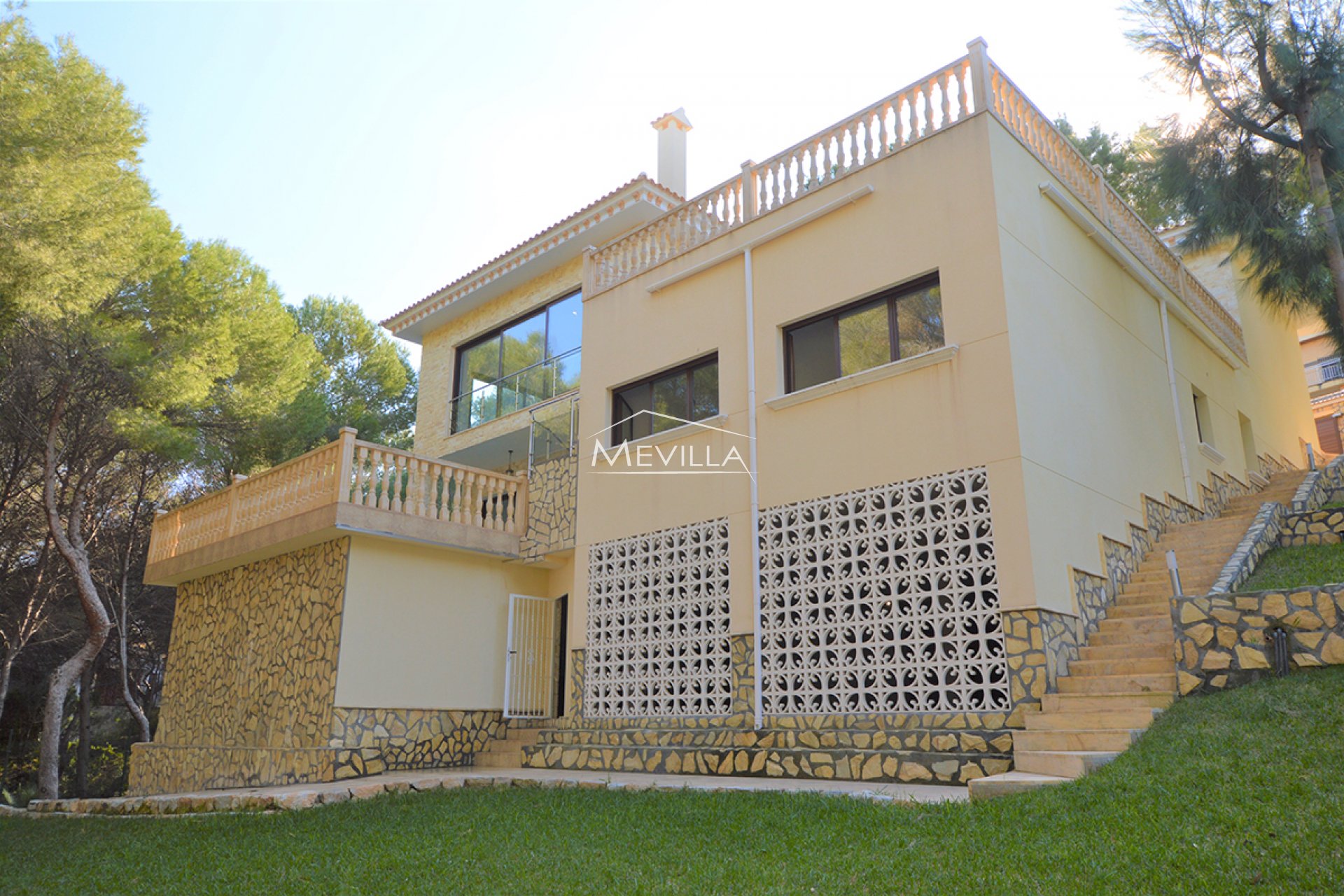 Reventas - Chalet / Villa - Orihuela Costa - Campoamor