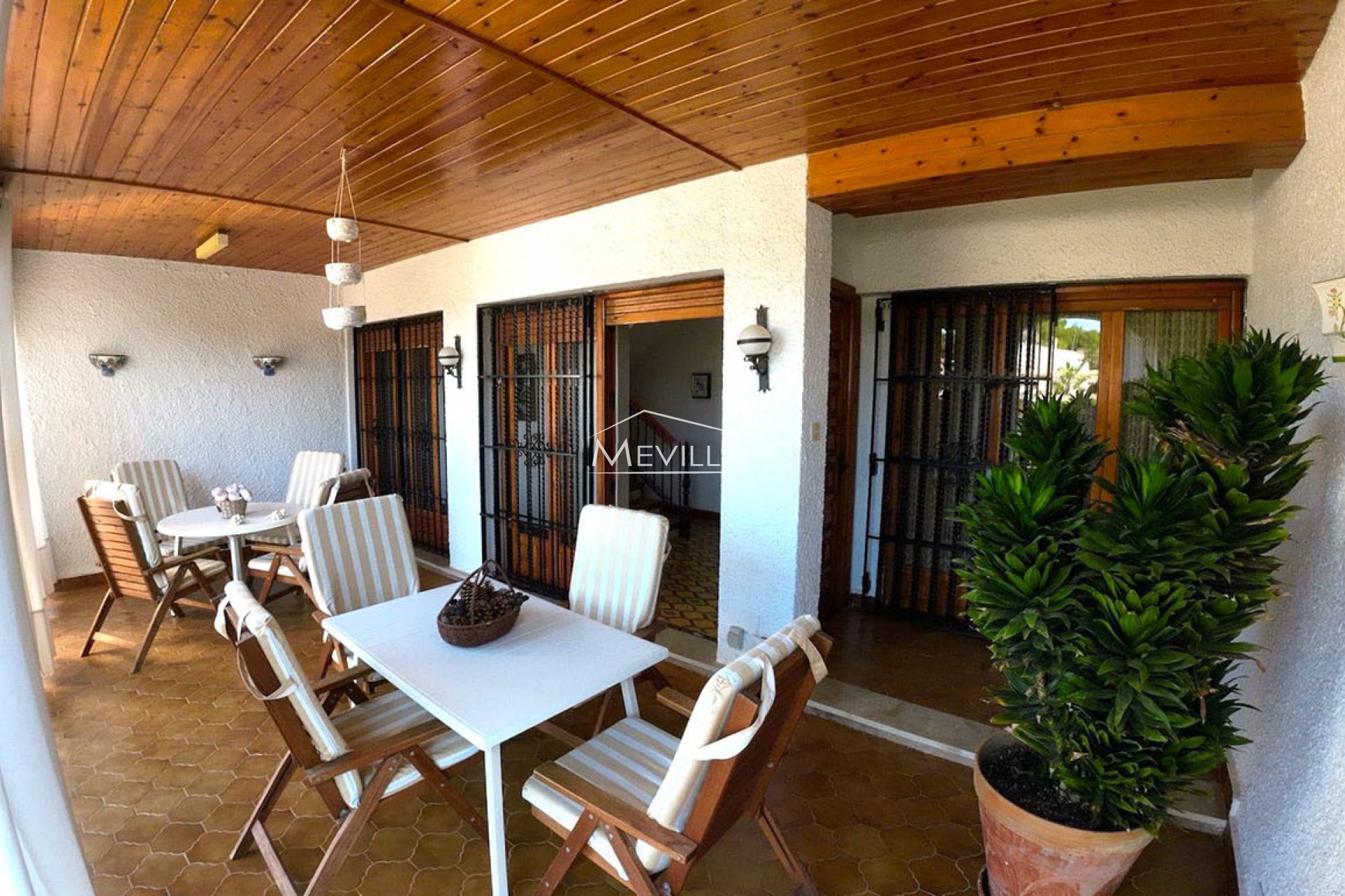 Reventas - Chalet / Villa - Orihuela Costa - Campoamor