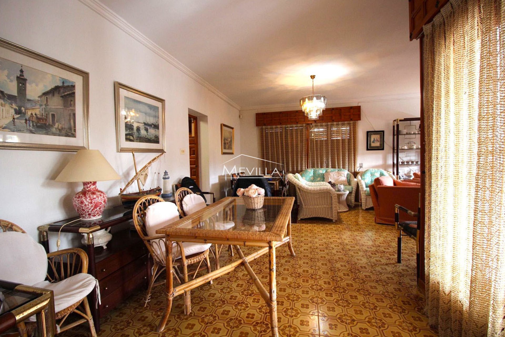 Reventas - Chalet / Villa - Orihuela Costa - Campoamor