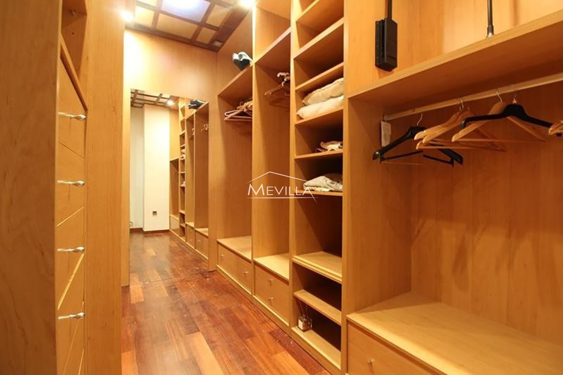 Reventas - Chalet / Villa - Orihuela Costa - Campoamor