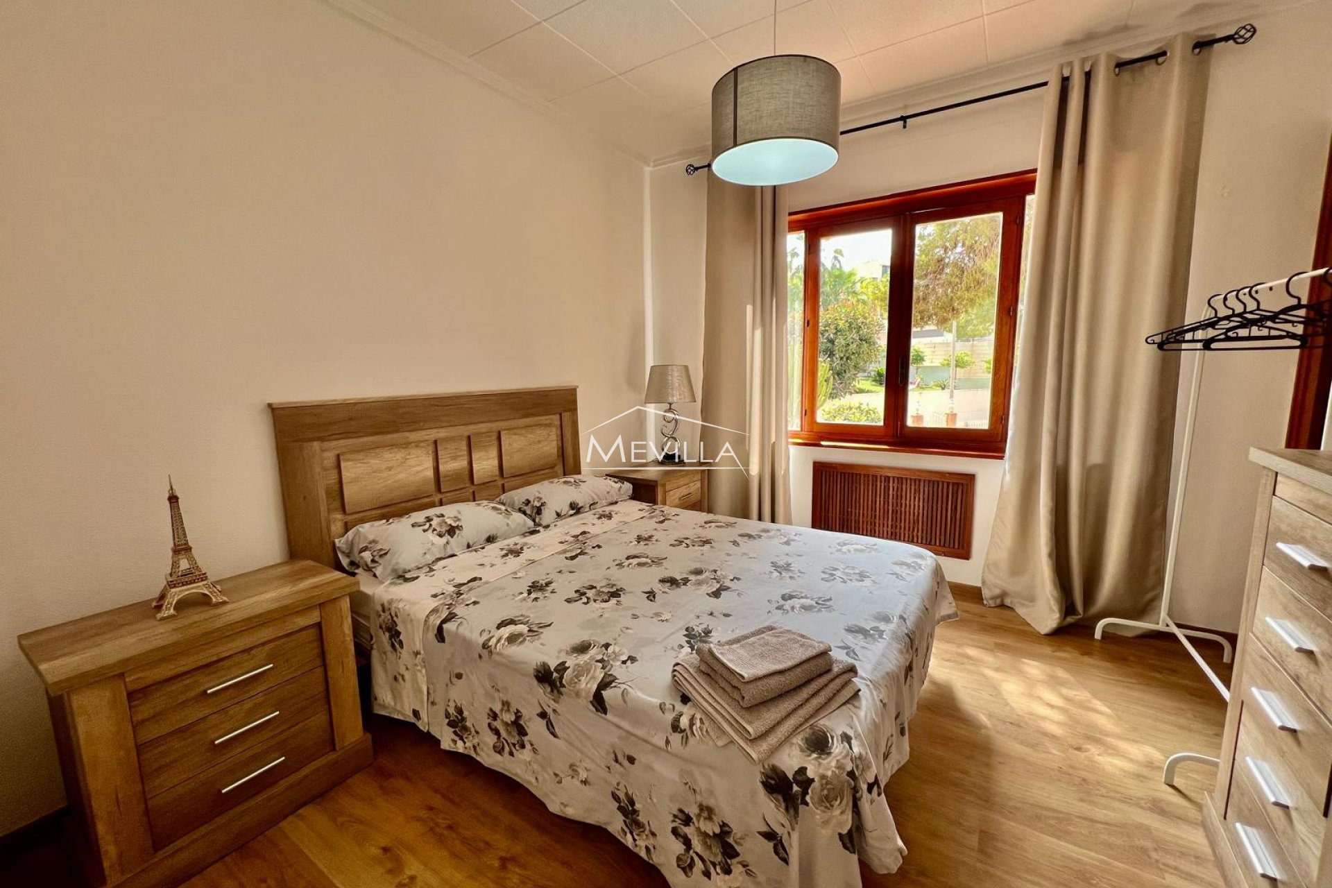 Reventas - Chalet / Villa - Orihuela Costa - Campoamor