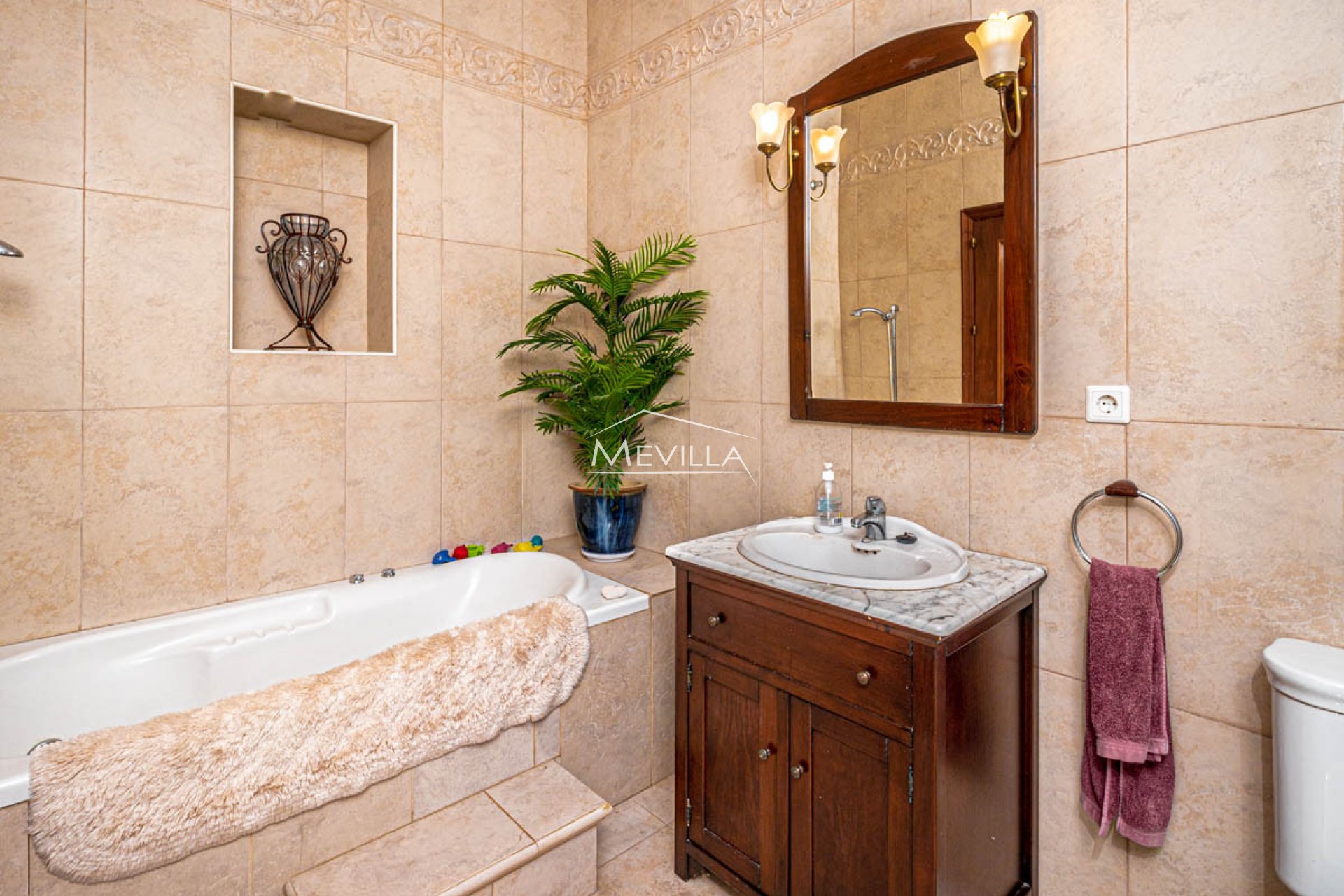 Reventas - Chalet / Villa - Orihuela Costa - Campoamor