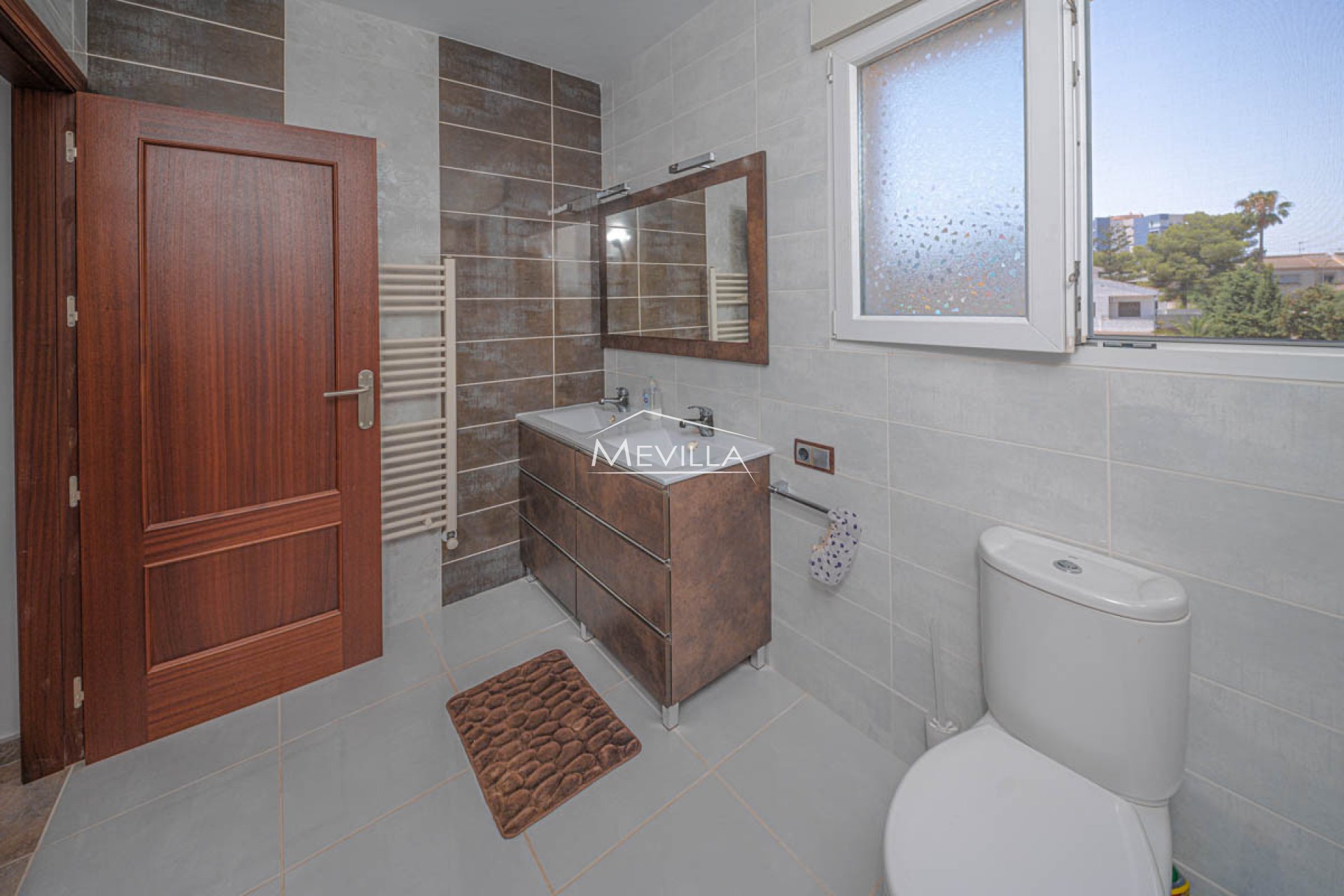 Reventas - Chalet / Villa - Orihuela Costa - Campoamor