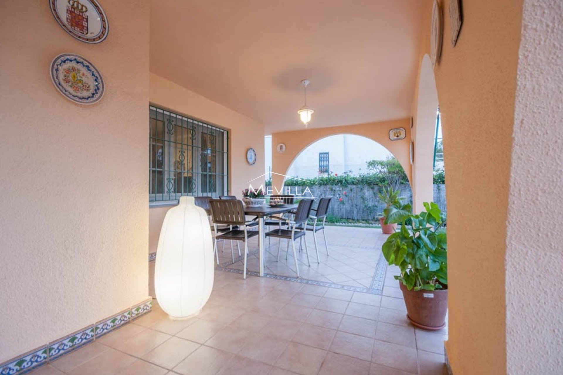 Reventas - Chalet / Villa - Orihuela Costa - La Zenia