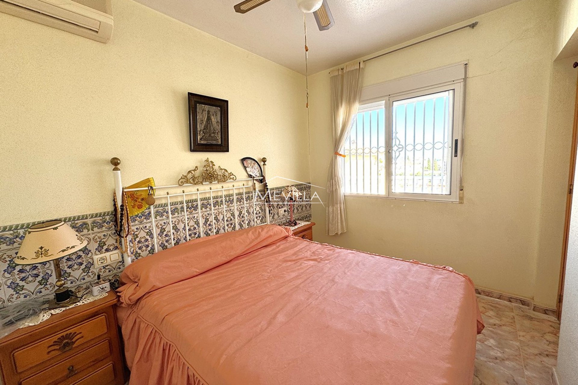 Reventas - Chalet / Villa - Orihuela Costa - La Zenia