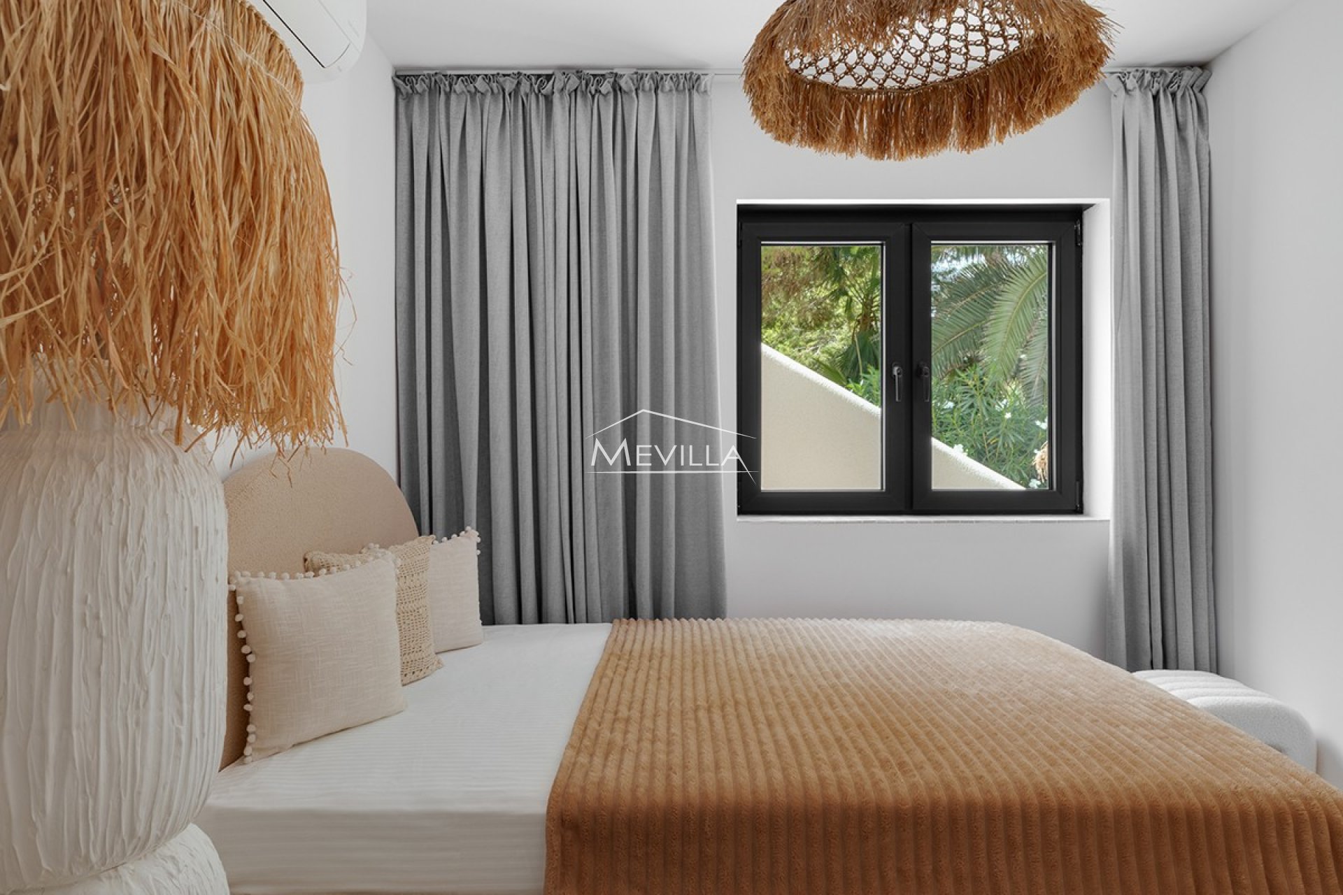 Reventas - Chalet / Villa - Orihuela Costa - La Zenia