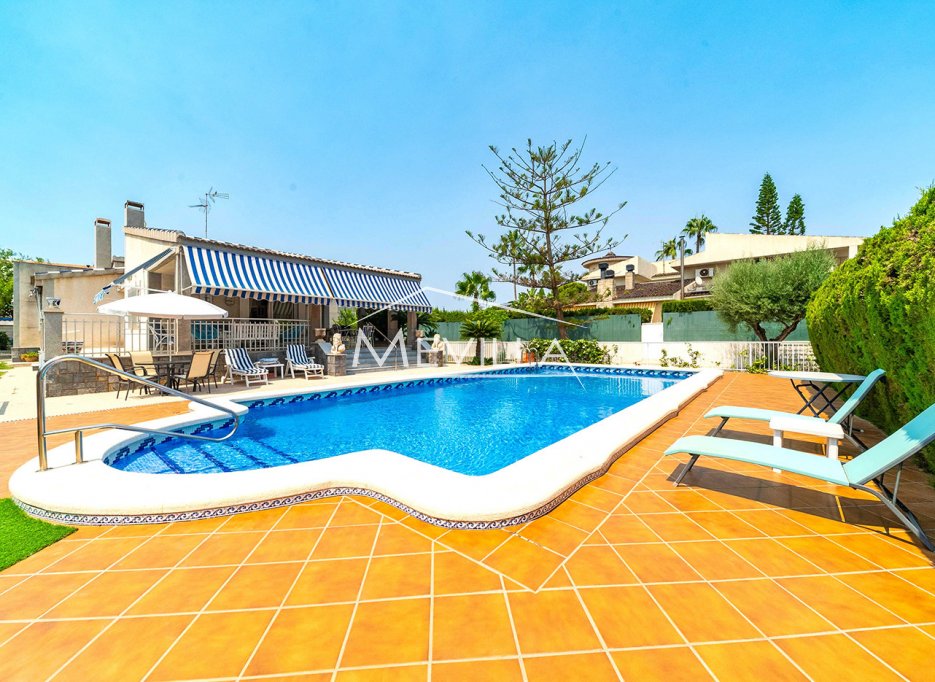 Reventas - Chalet / Villa - Orihuela Costa - La Zenia