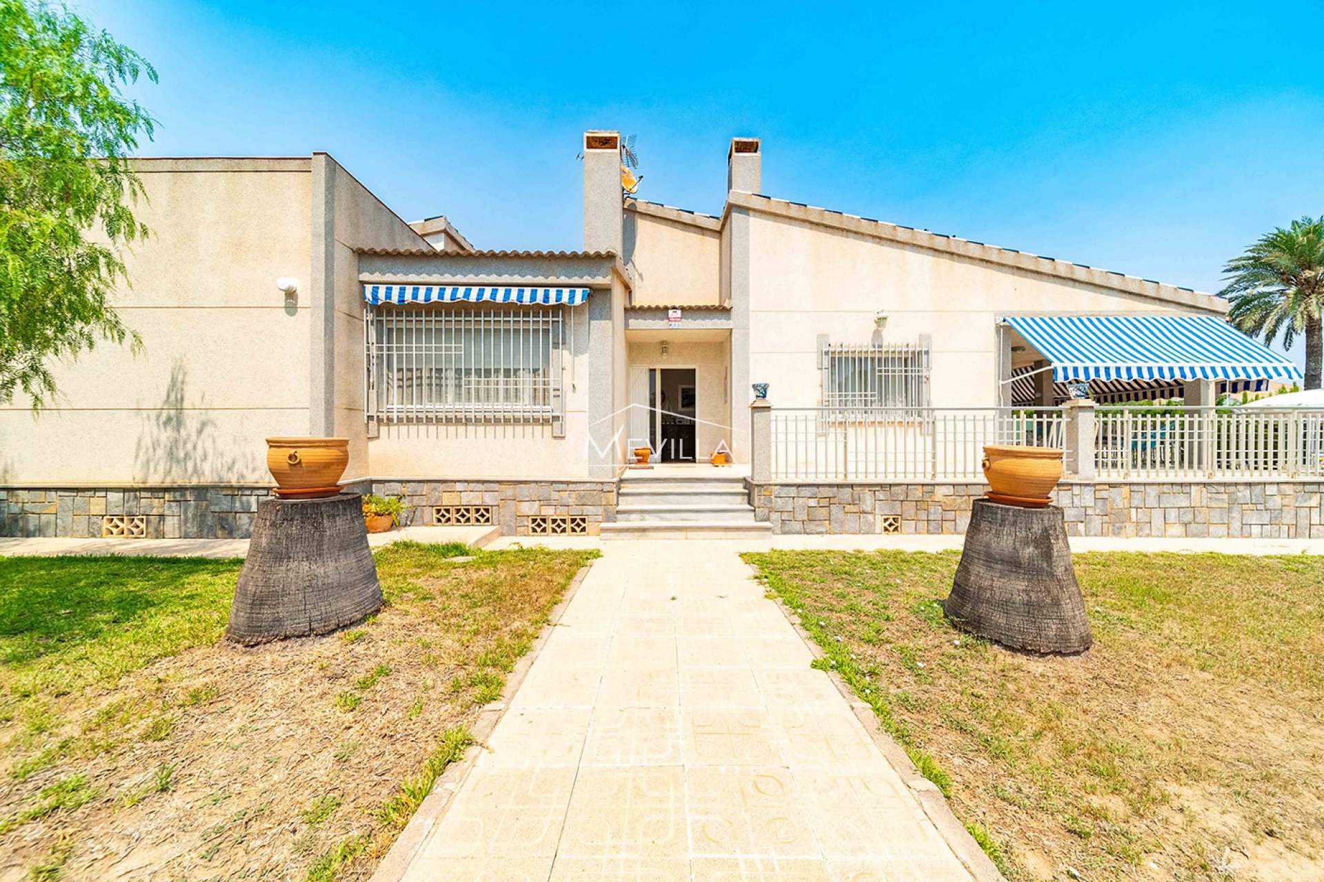 Reventas - Chalet / Villa - Orihuela Costa - La Zenia