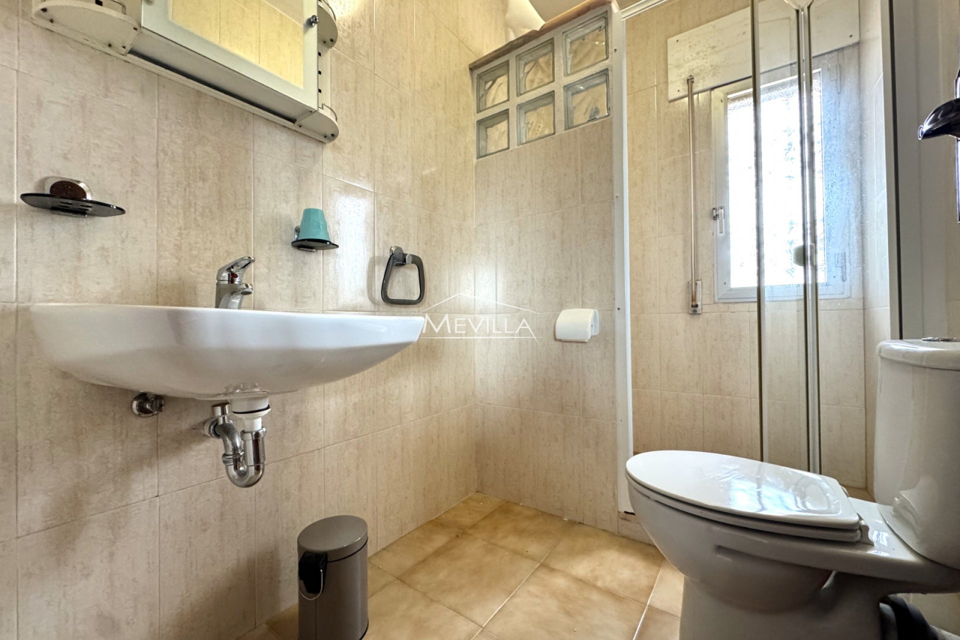 Reventas - Chalet / Villa - Orihuela Costa - La Zenia
