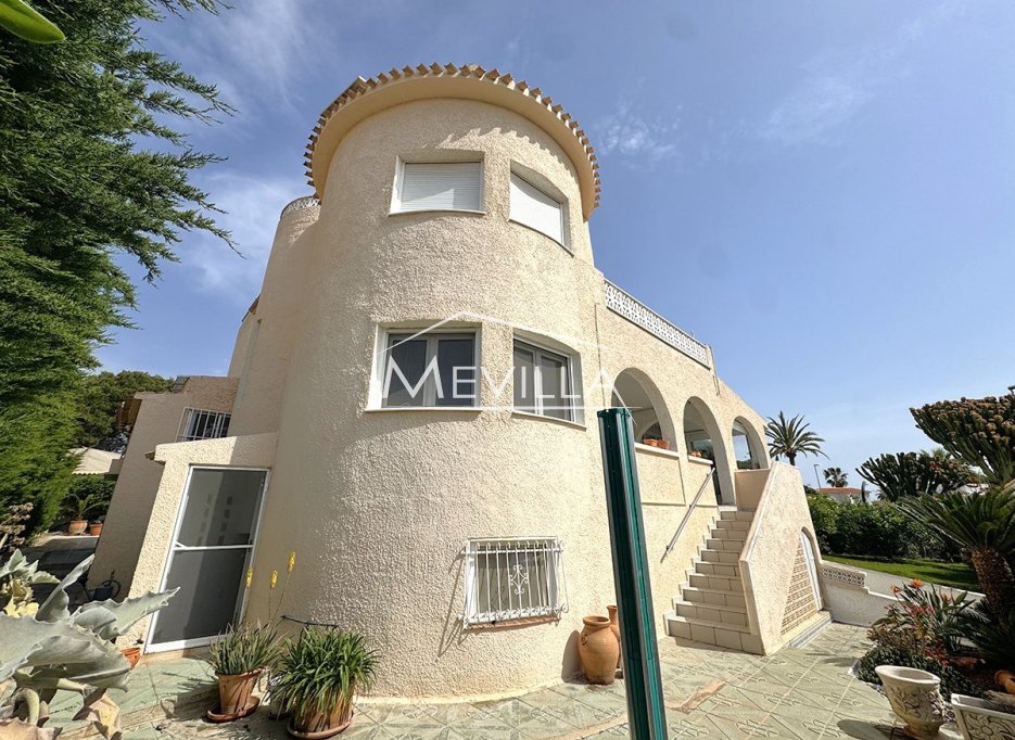 Reventas - Chalet / Villa - Orihuela Costa - La Zenia