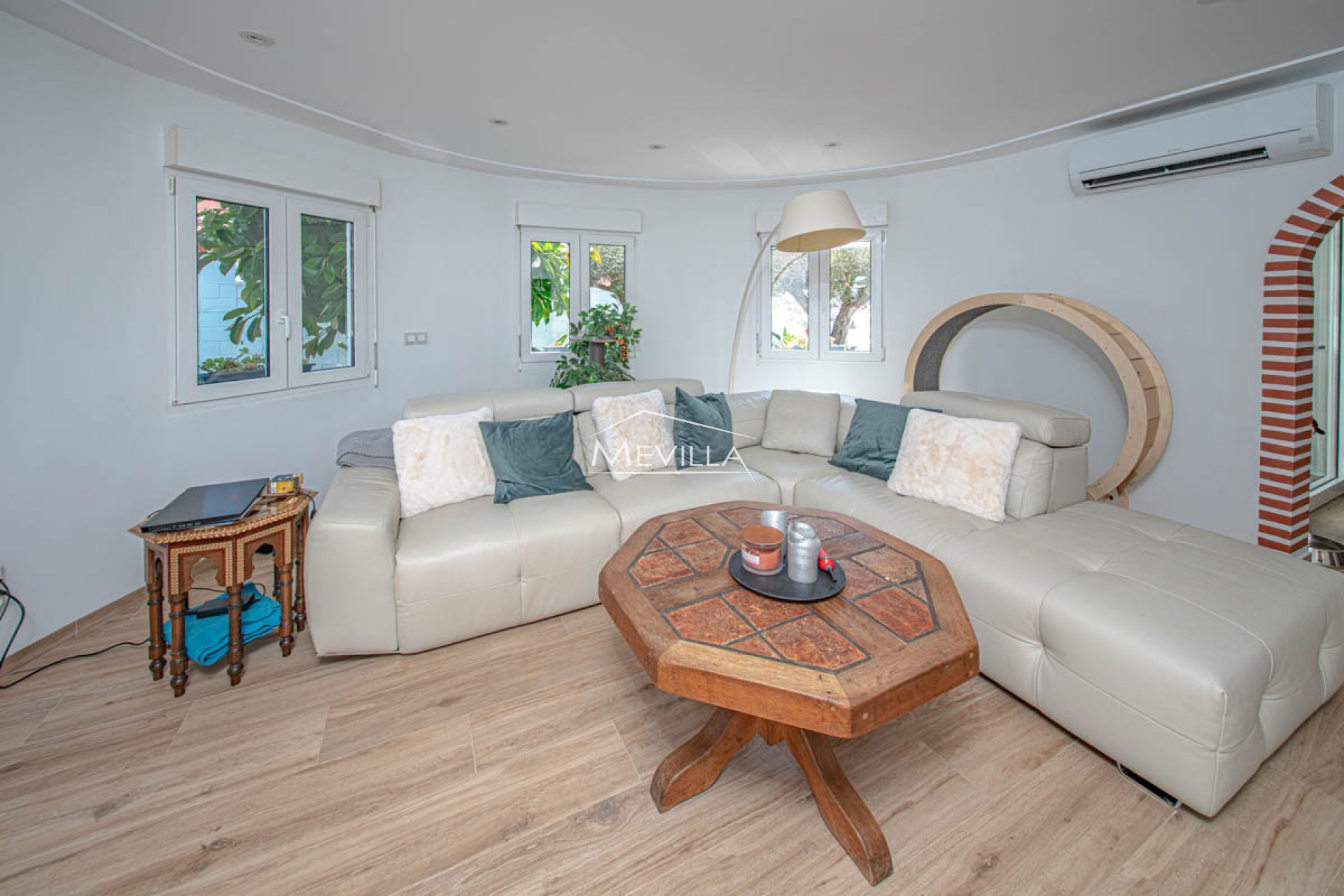 Reventas - Chalet / Villa - Orihuela Costa - La Zenia