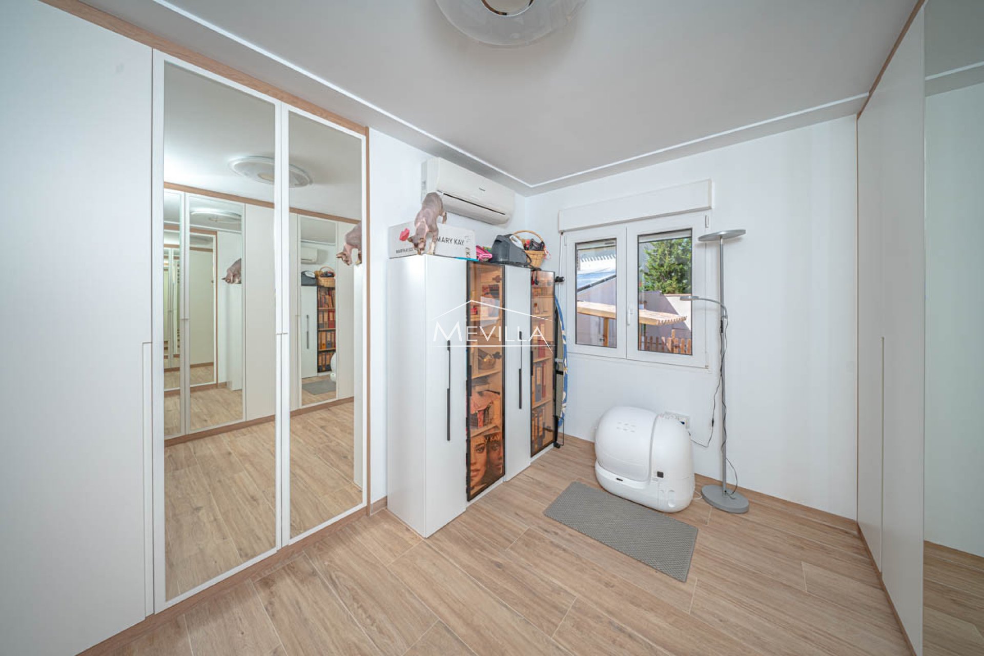 Reventas - Chalet / Villa - Orihuela Costa - La Zenia