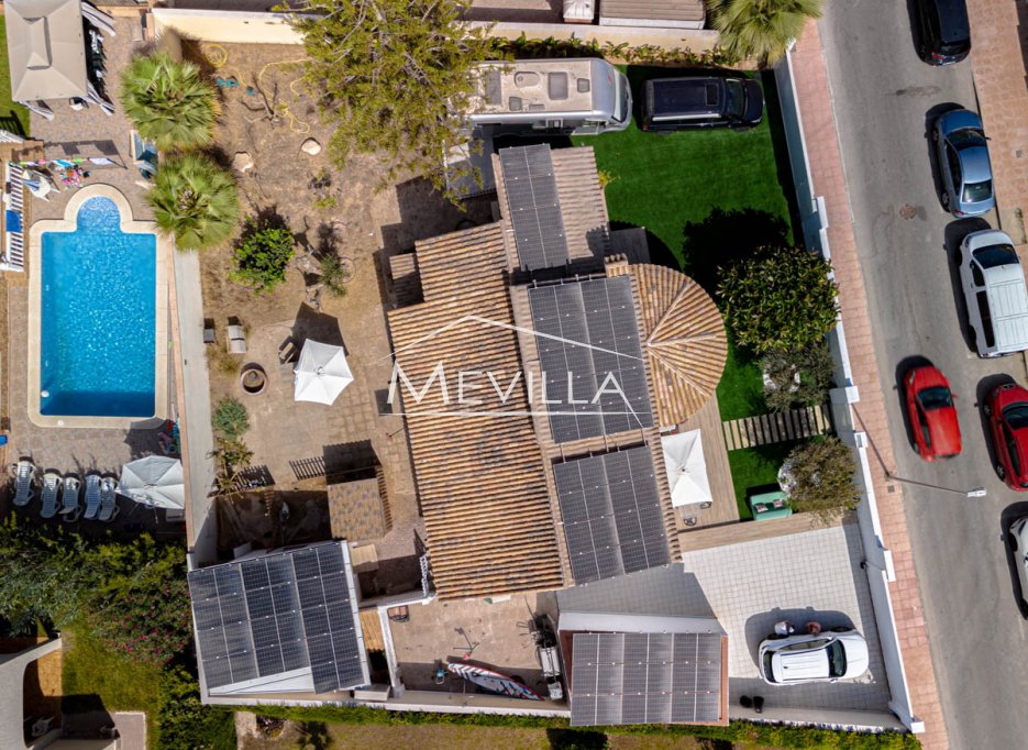 Reventas - Chalet / Villa - Orihuela Costa - La Zenia