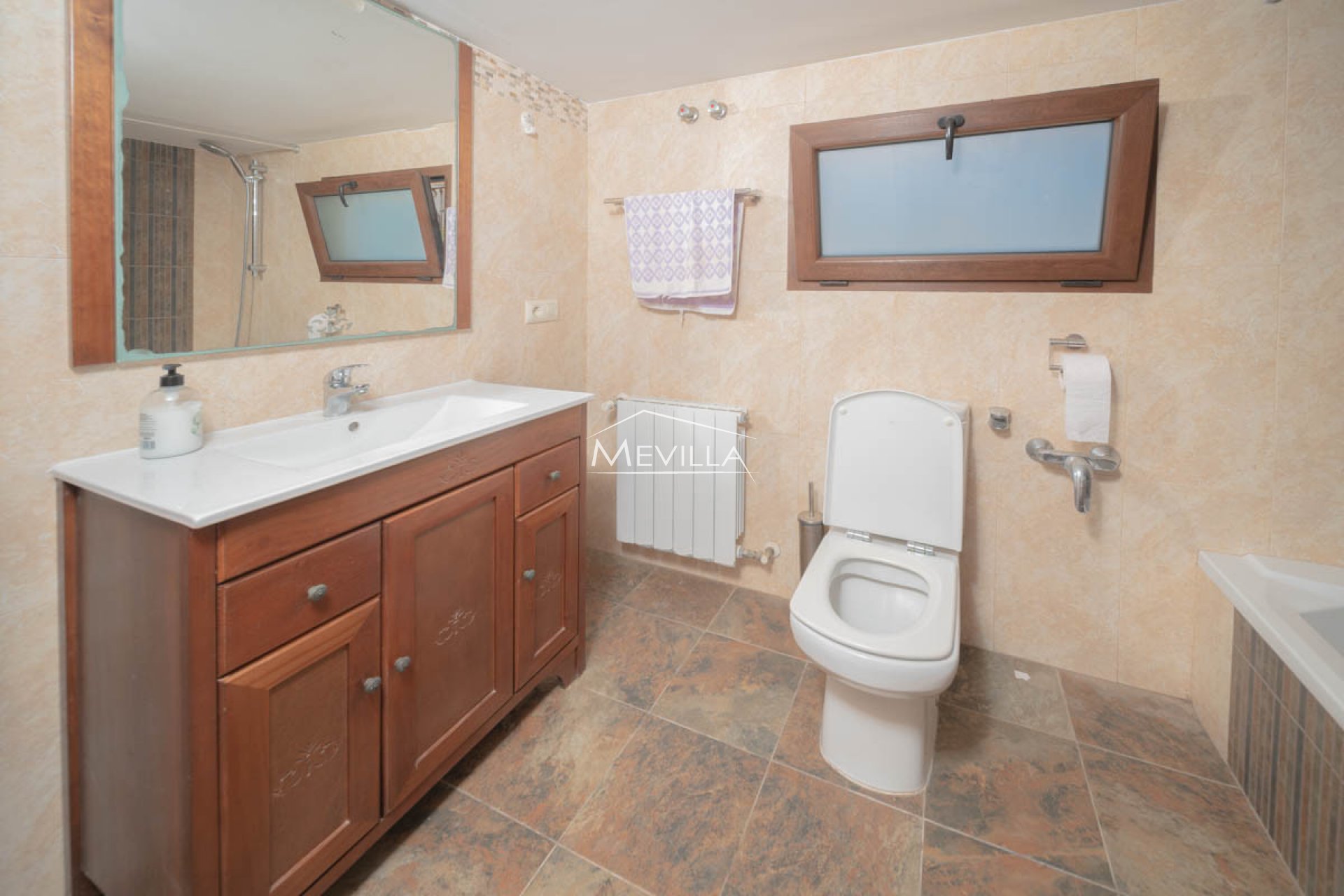 Reventas - Chalet / Villa - Orihuela Costa - La Zenia