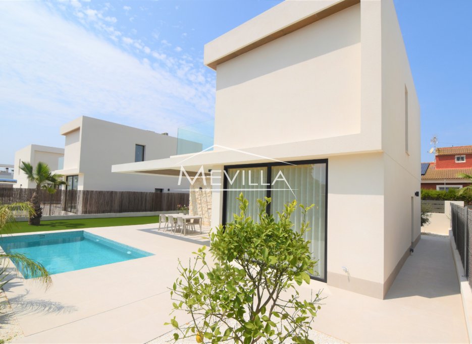 Reventas - Chalet / Villa - Orihuela Costa - Lomas de Cabo Roig