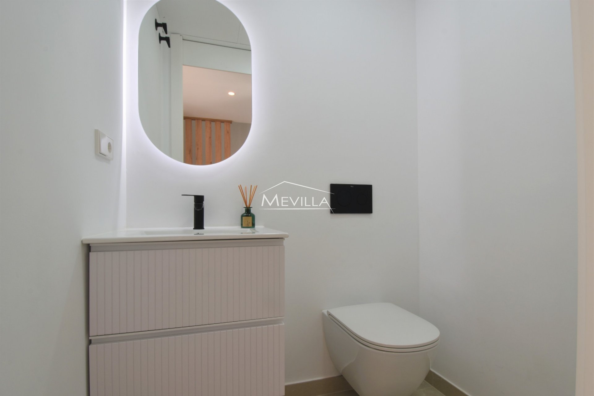 Reventas - Chalet / Villa - Orihuela Costa - Lomas de Cabo Roig