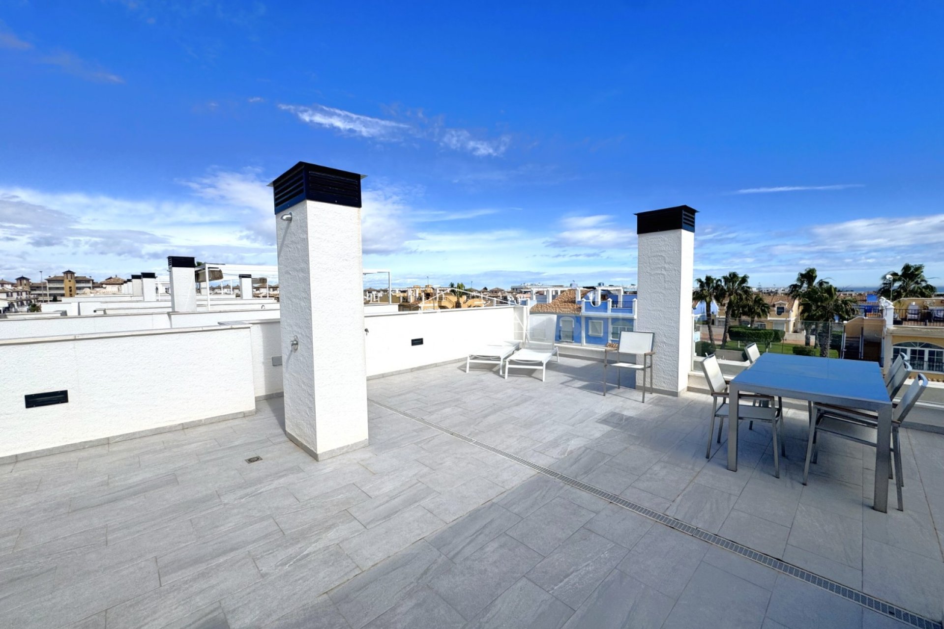 Reventas - Chalet / Villa - Orihuela Costa - Lomas de Cabo Roig