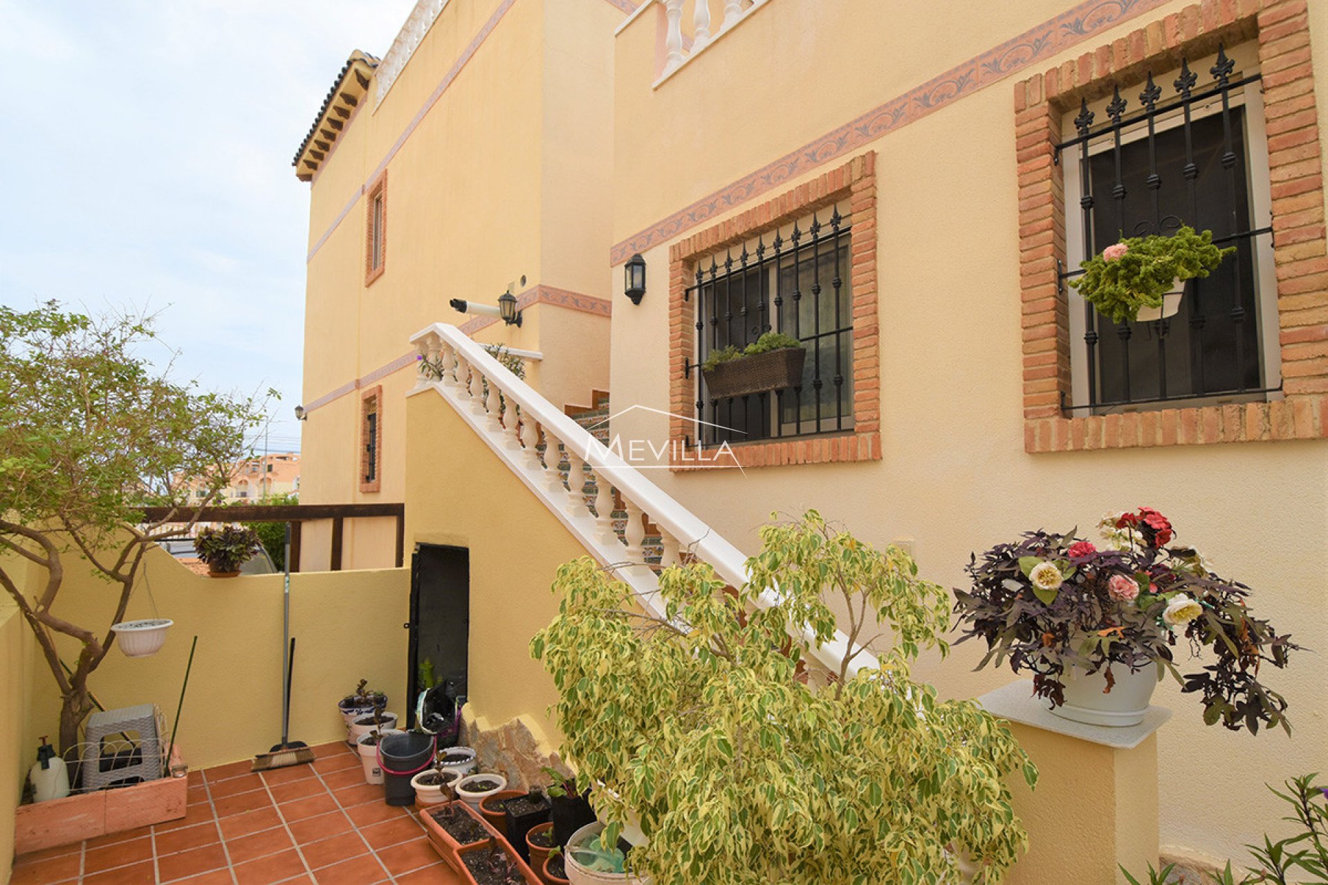 Reventas - Chalet / Villa - Orihuela Costa - Playa Flamenca