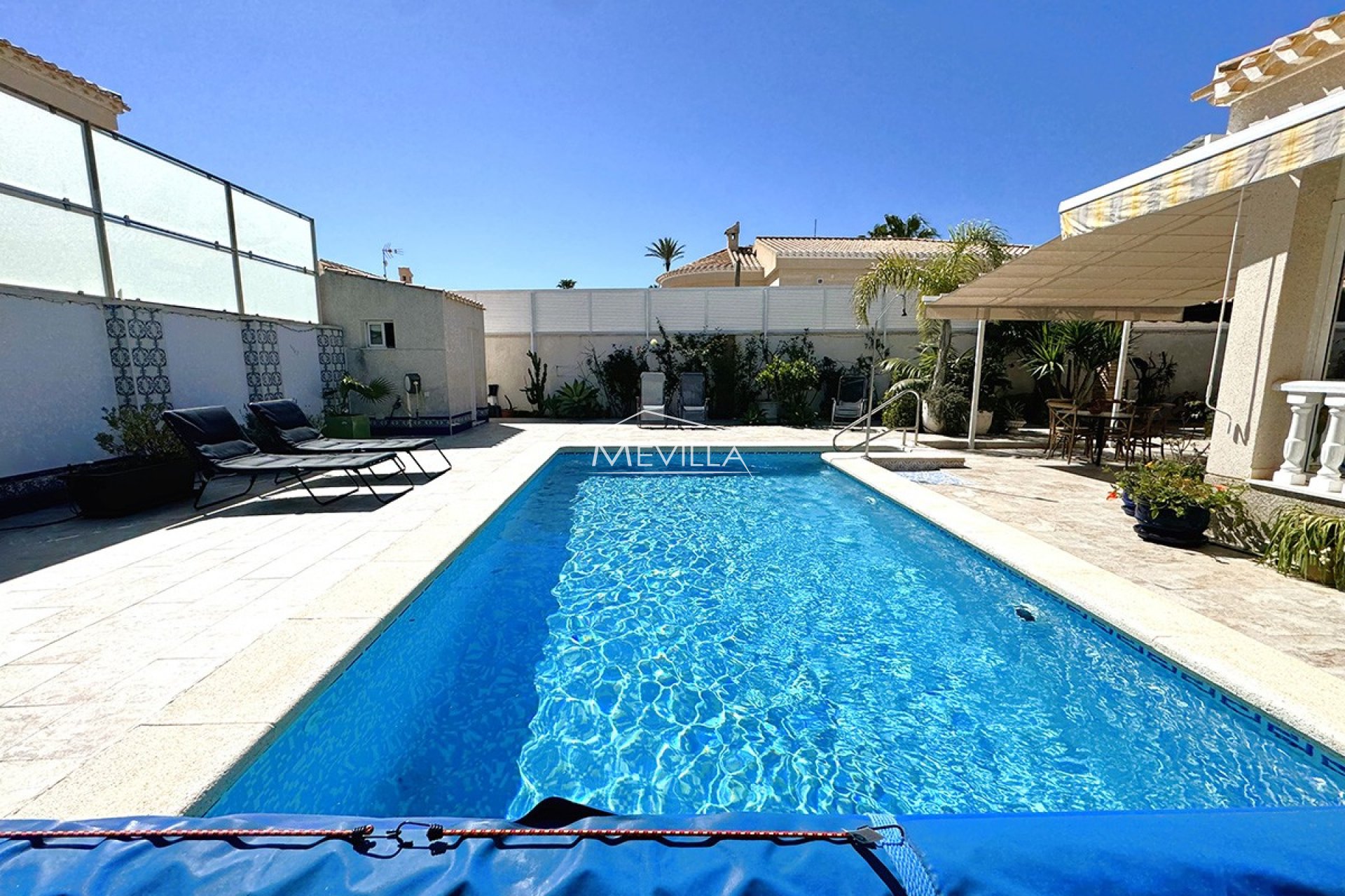Reventas - Chalet / Villa - Orihuela Costa - Playa Flamenca