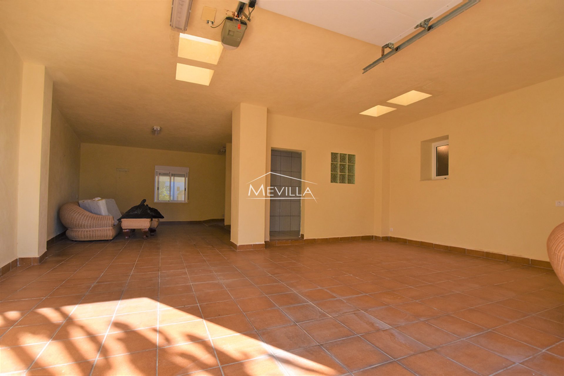 Reventas - Chalet / Villa - Orihuela Costa - Villamartin