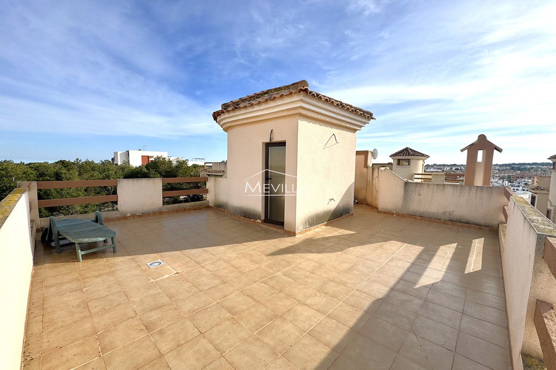 Reventas - Chalet / Villa - Orihuela Costa - Villamartin