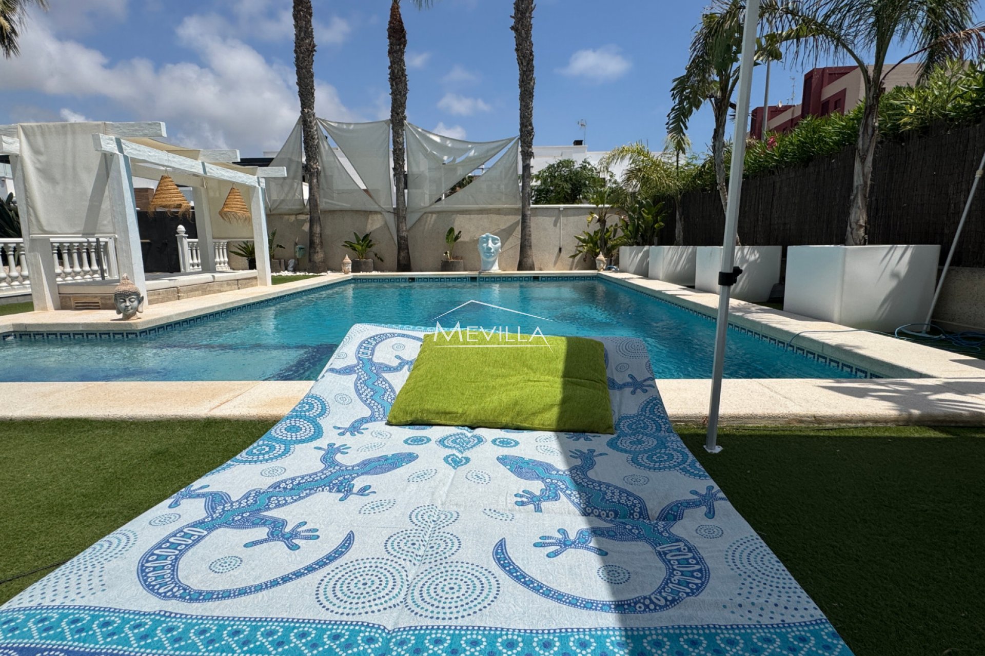 Reventas - Chalet / Villa - Orihuela
