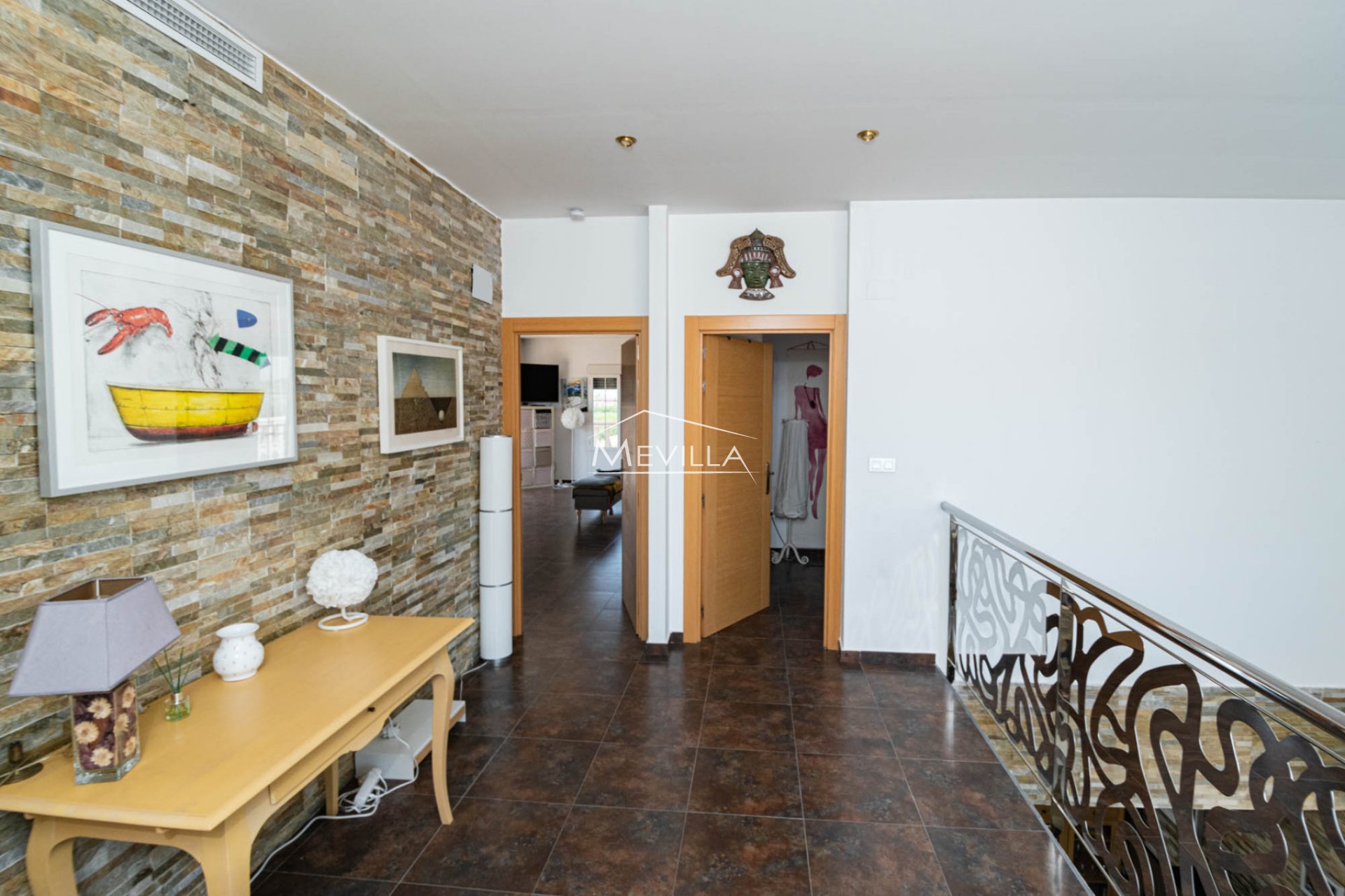 Reventas - Chalet / Villa - Orihuela
