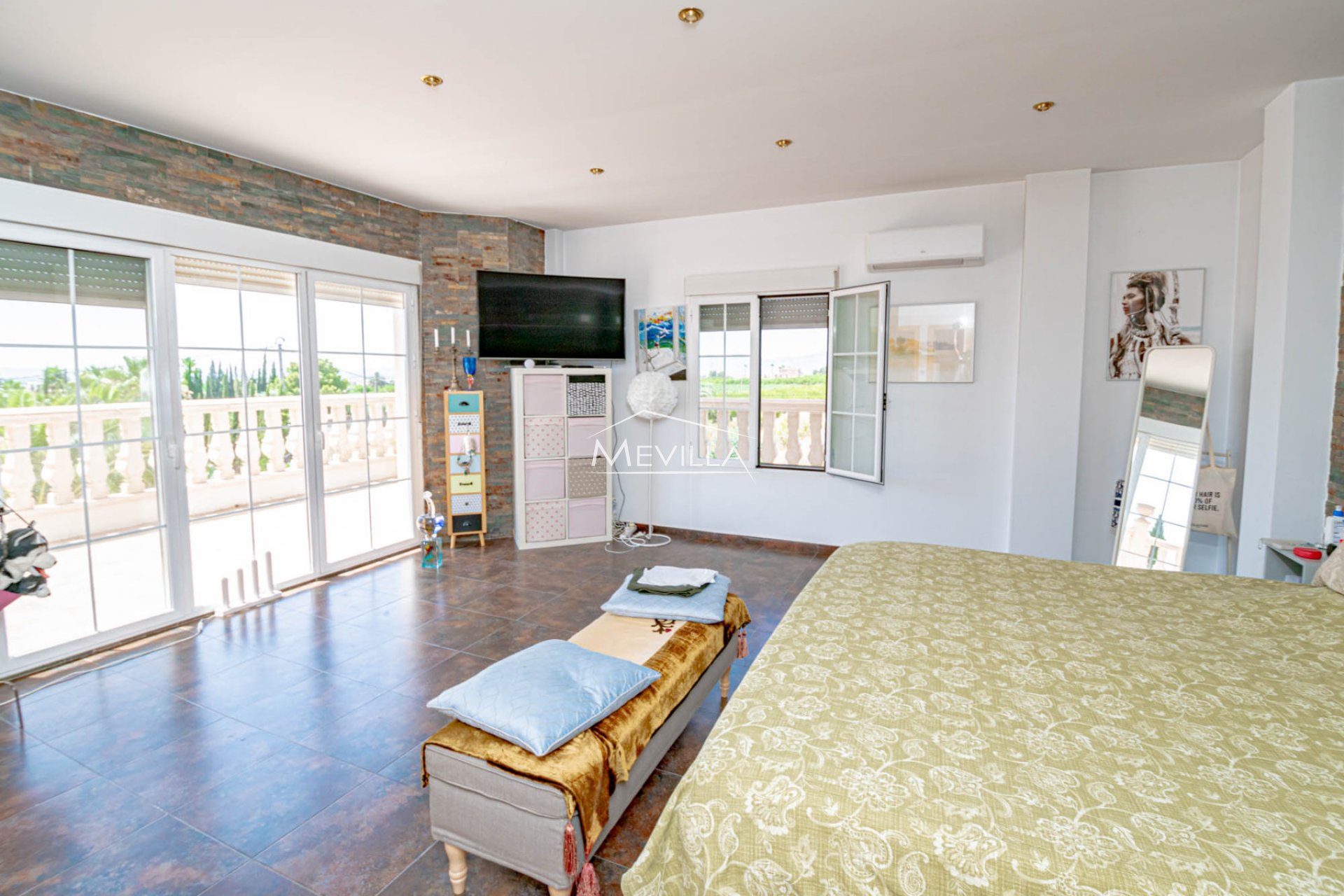 Reventas - Chalet / Villa - Orihuela