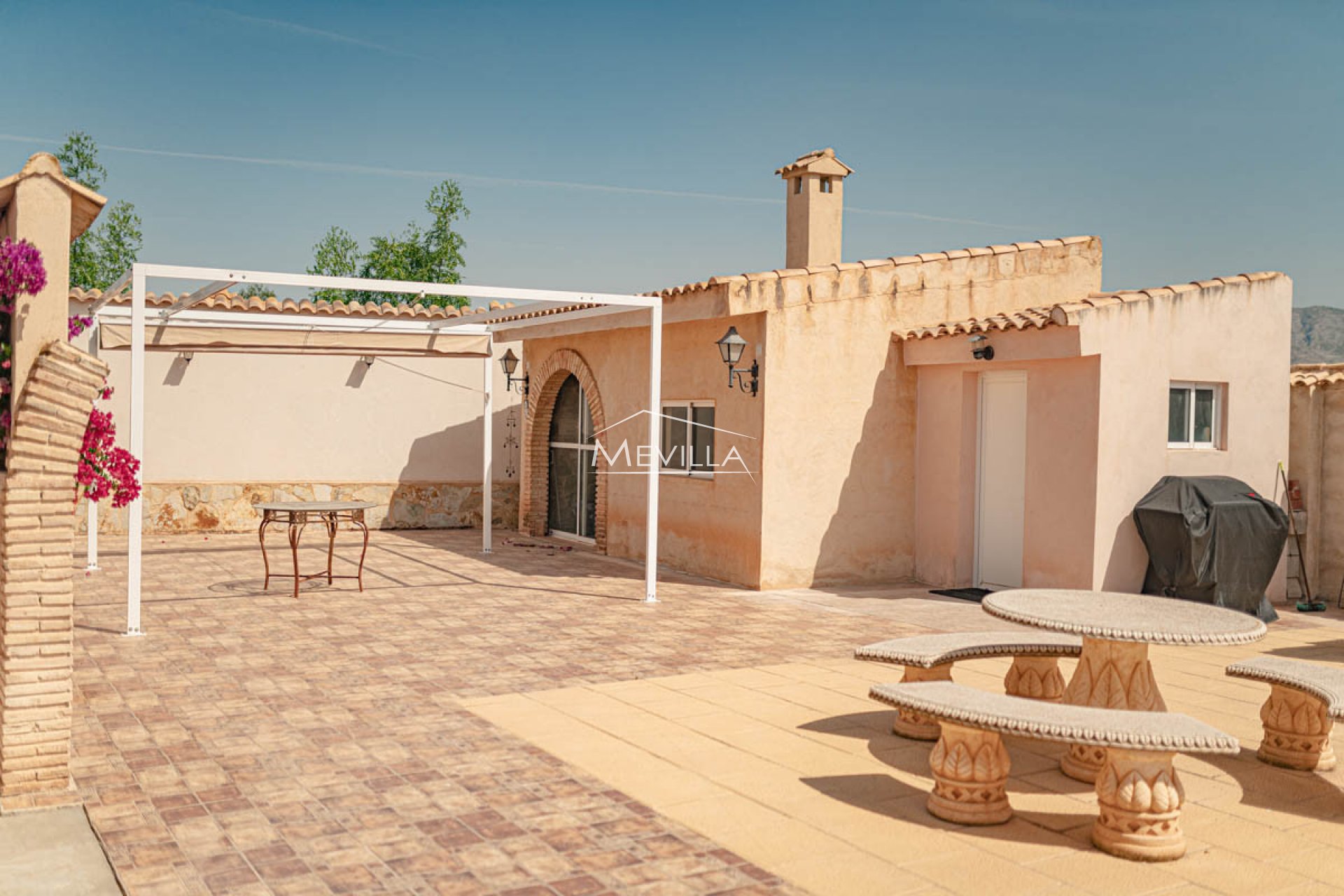 Reventas - Chalet / Villa - Orihuela