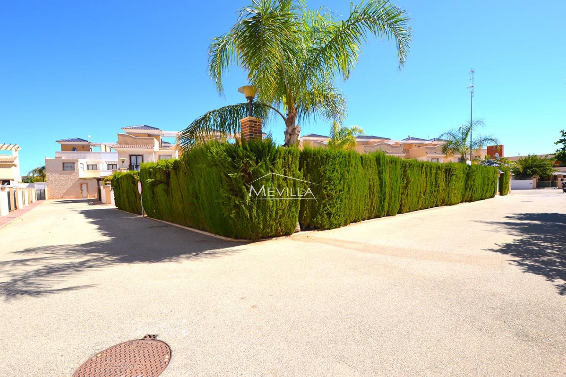 Reventas - Chalet / Villa - Pilar de la Horadada - Torre de la Horadada