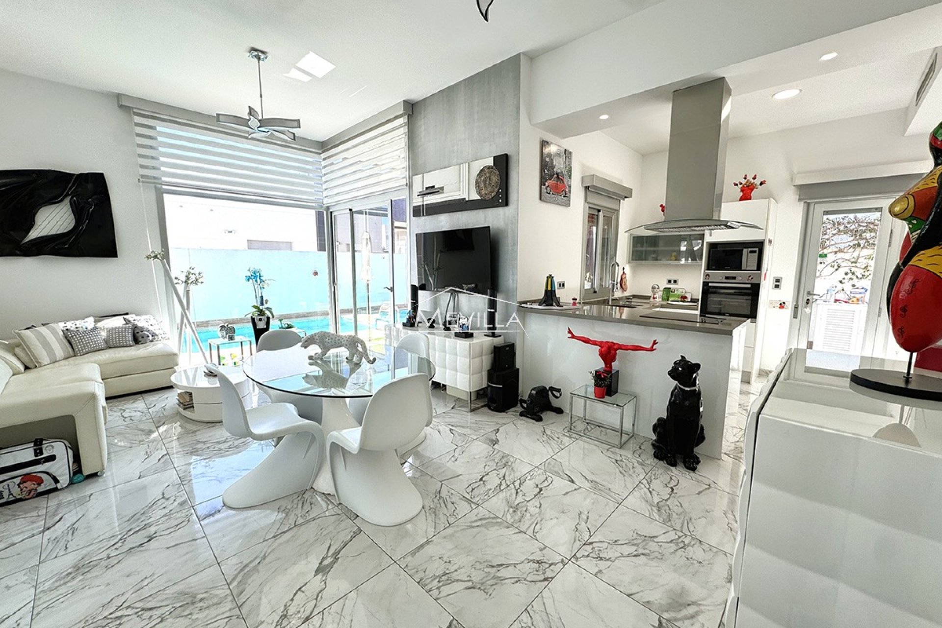 Reventas - Chalet / Villa - Pilar de la Horadada