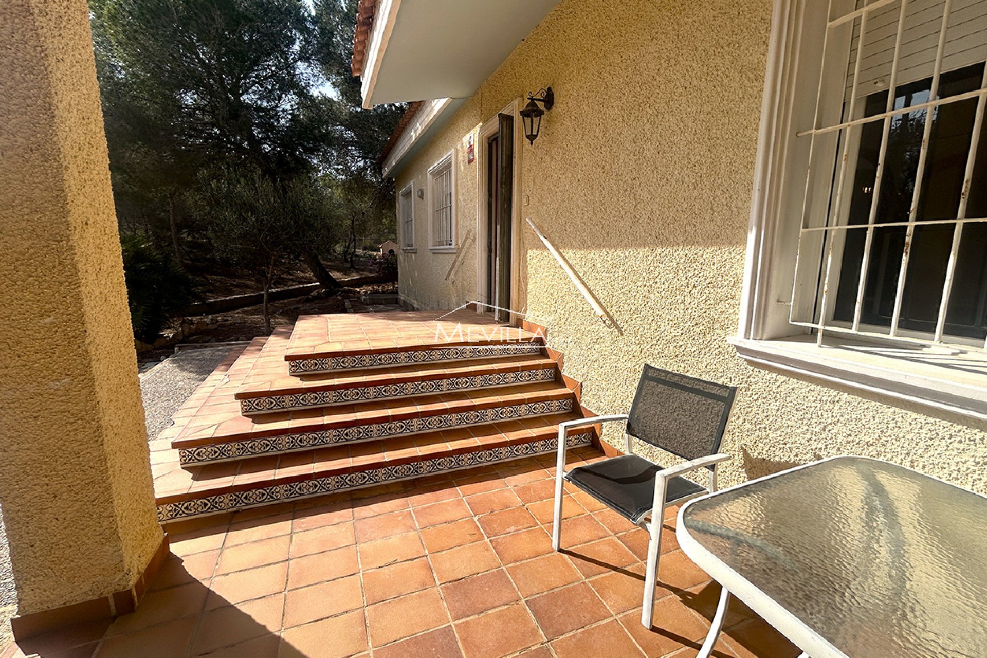 Reventas - Chalet / Villa - San Miguel de Salinas