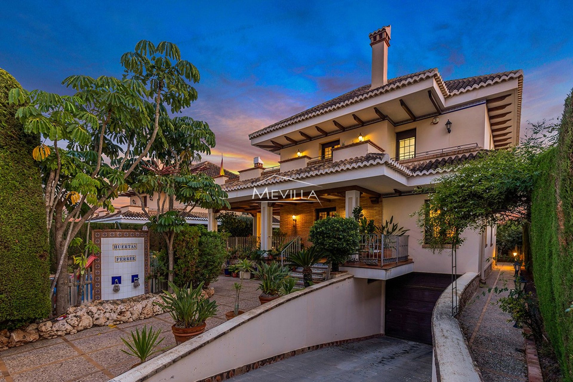 Reventas - Chalet / Villa - Torrevieja - La Veleta