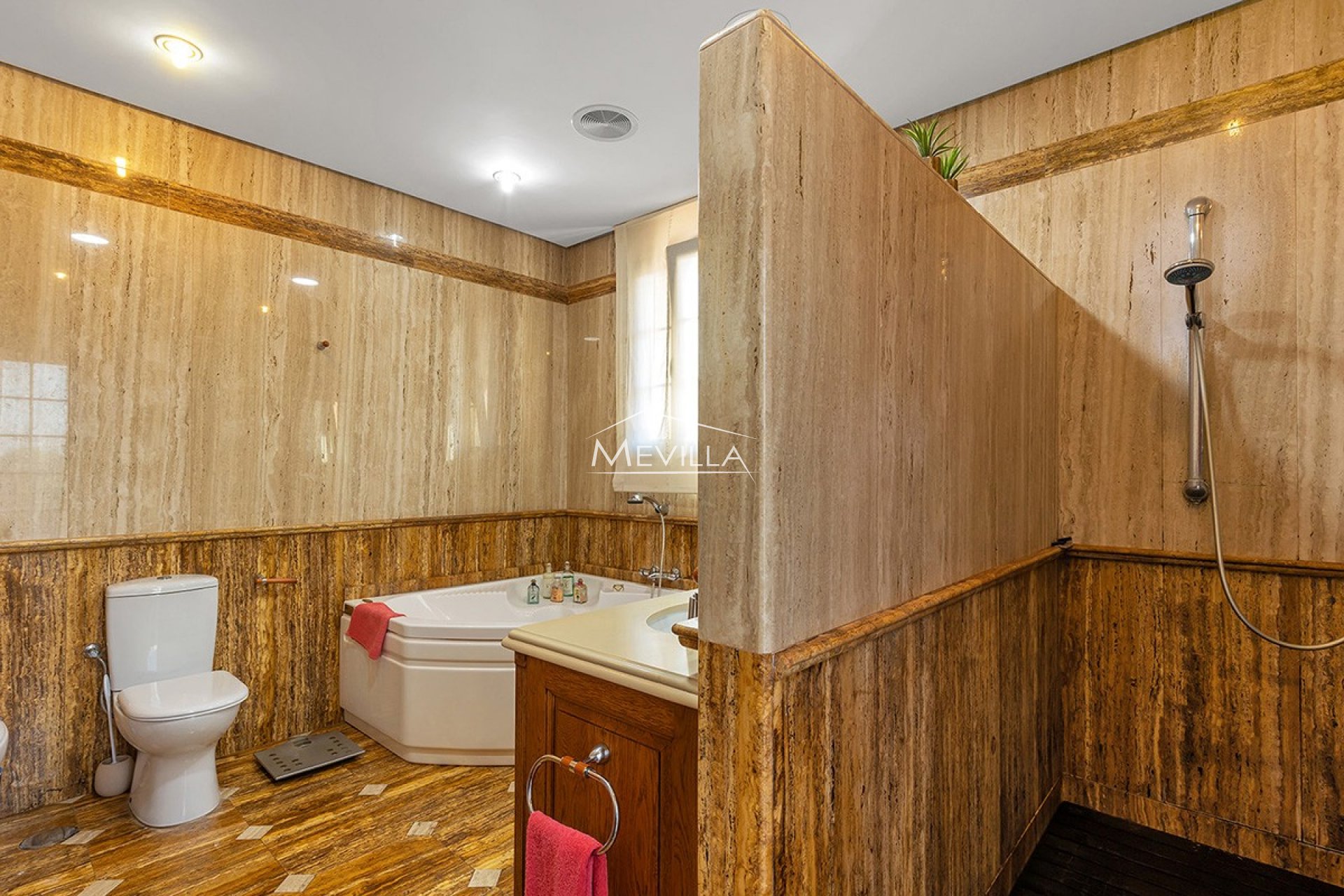 Reventas - Chalet / Villa - Torrevieja - La Veleta