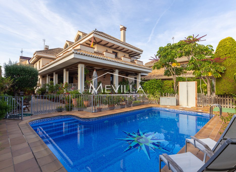 Reventas - Chalet / Villa - Torrevieja - La Veleta