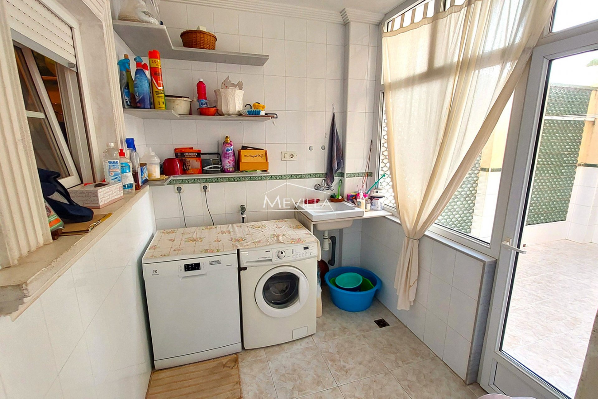 Reventas - Chalet / Villa - Torrevieja - Los Balcones