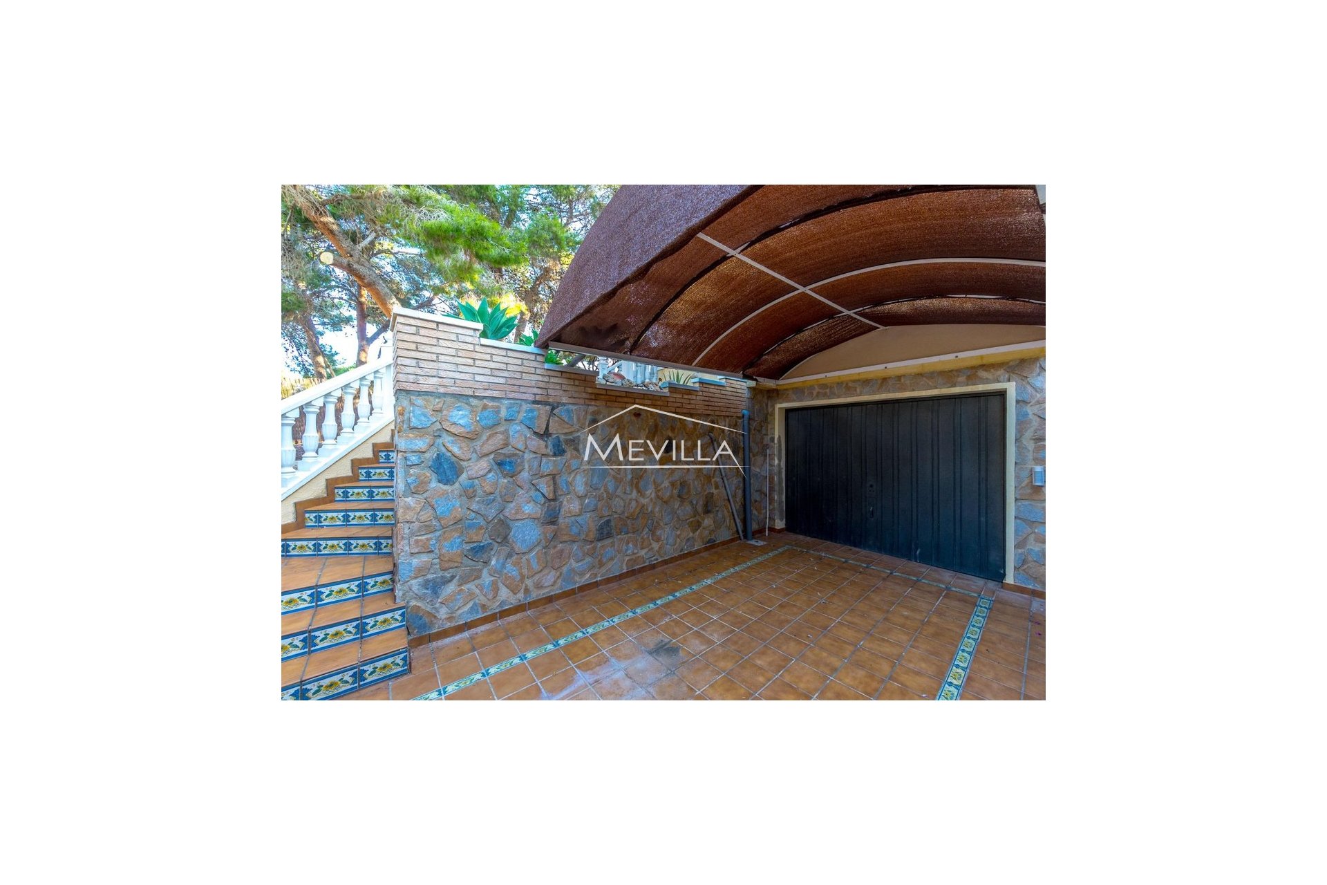 Reventas - Chalet / Villa - Torrevieja - Los Balcones