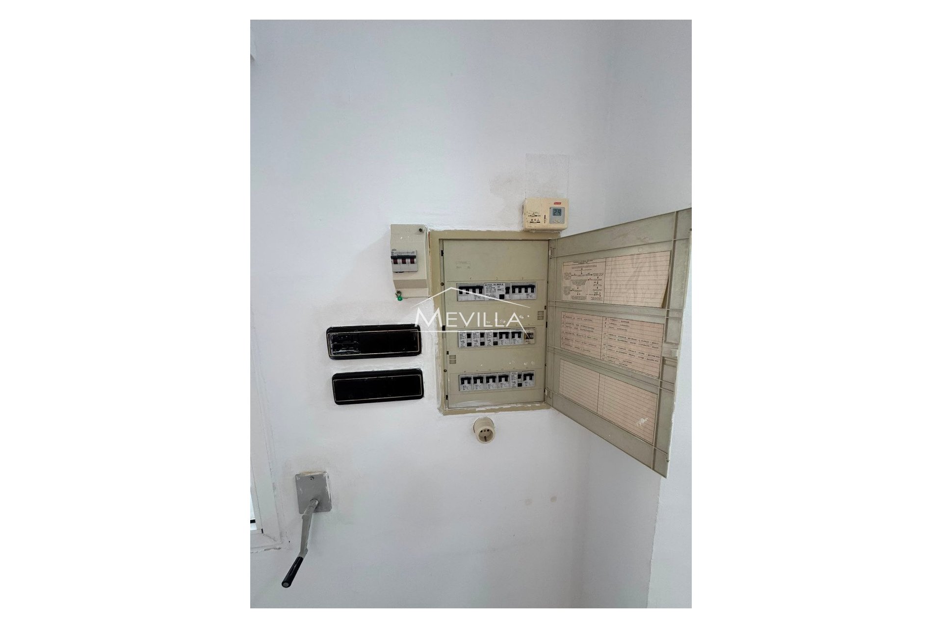 Reventas - comercial - Torrevieja - La Mata