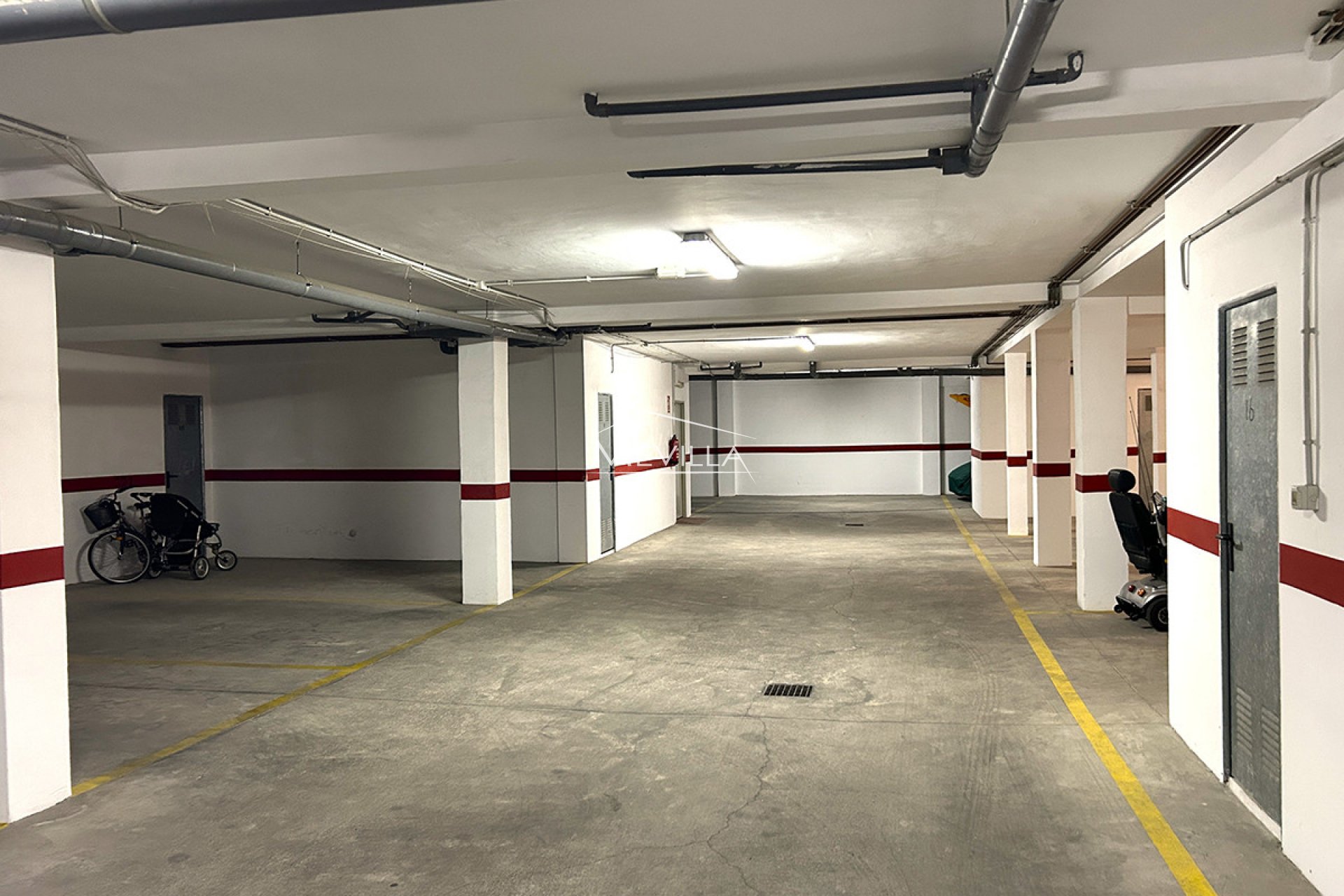 Reventas - Piso / Apartamento - Orihuela Costa - Villamartin