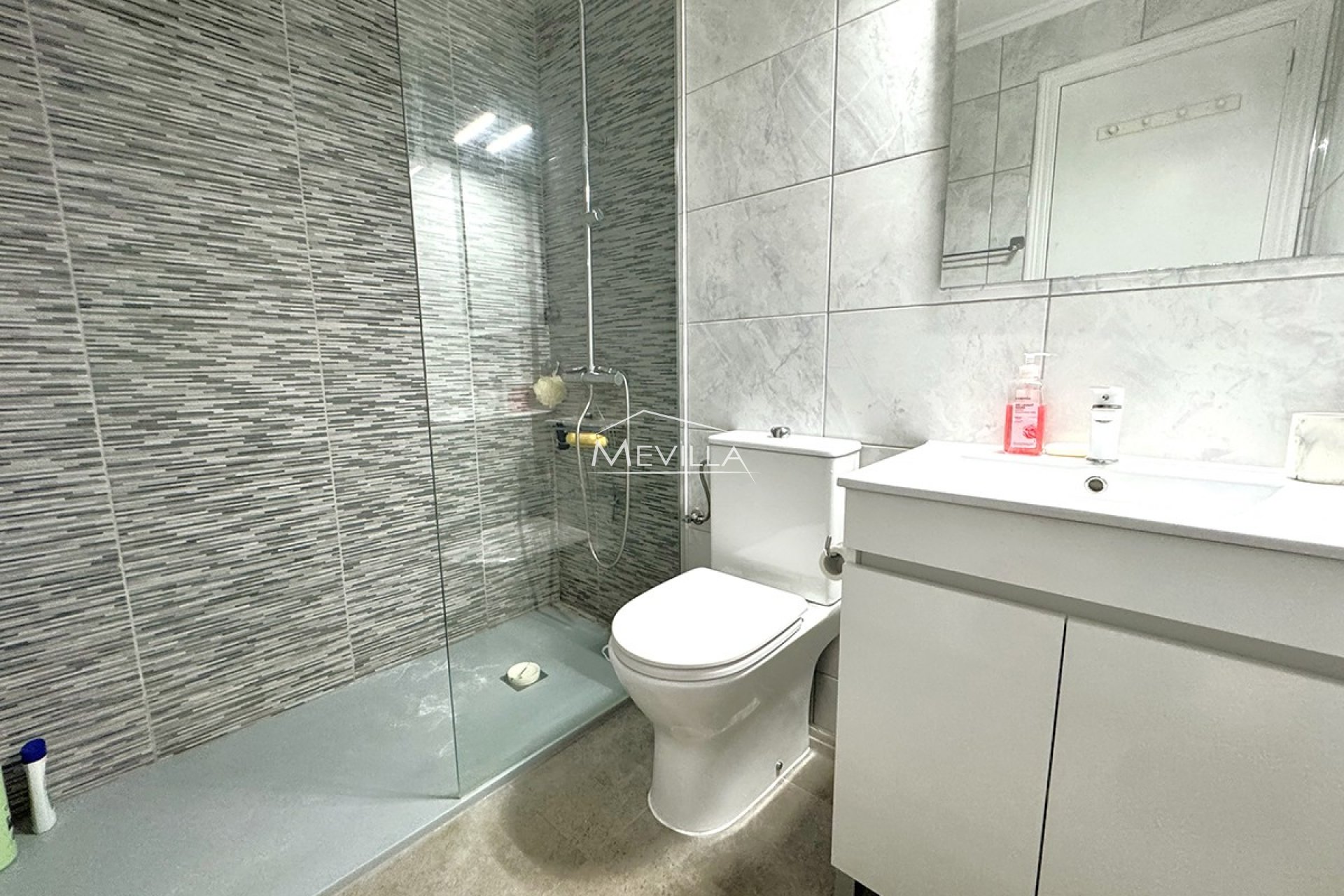 Reventas - Piso / Apartamento - Orihuela Costa - Villamartin