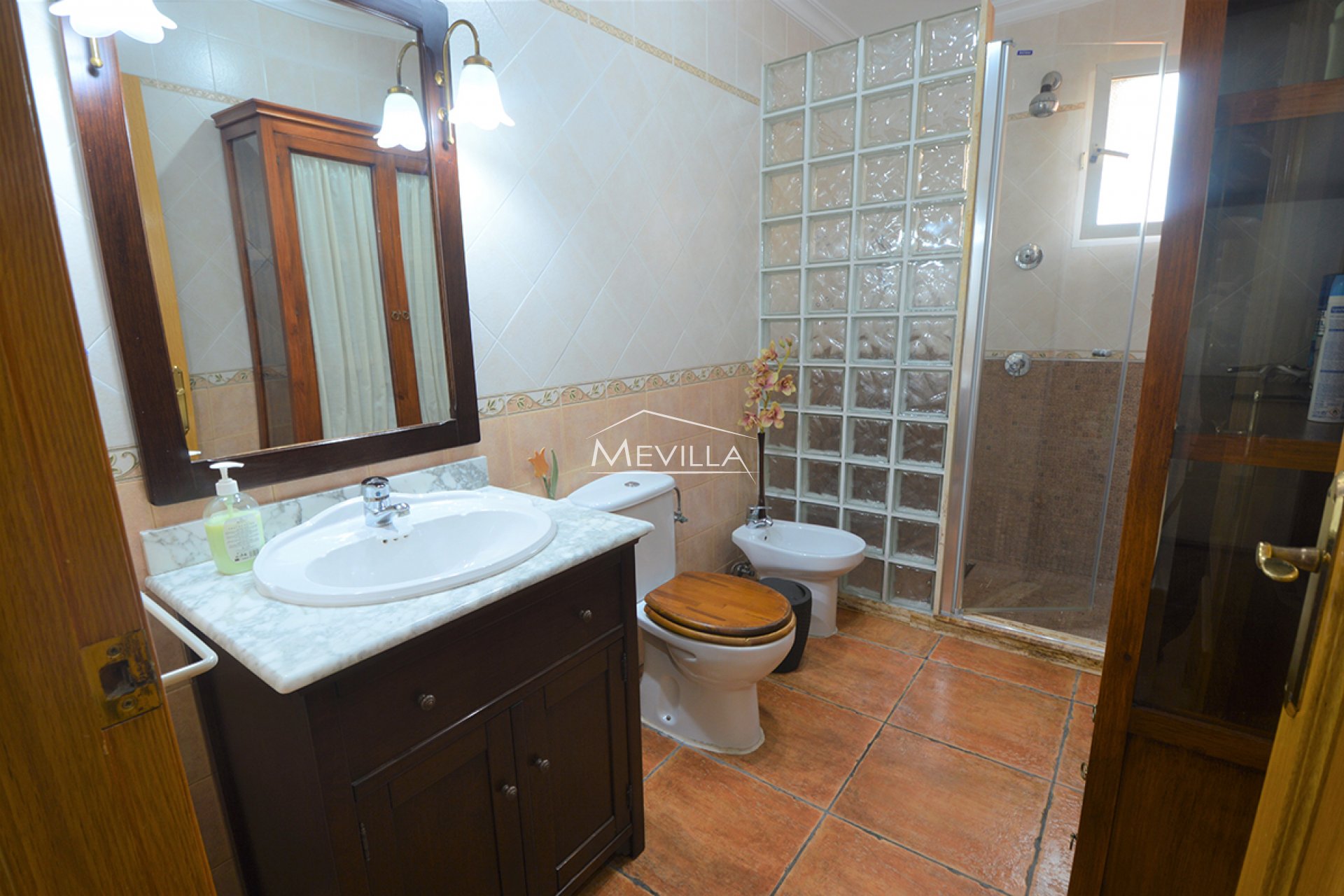 Reventas - Piso / Apartamento - Pilar de la Horadada